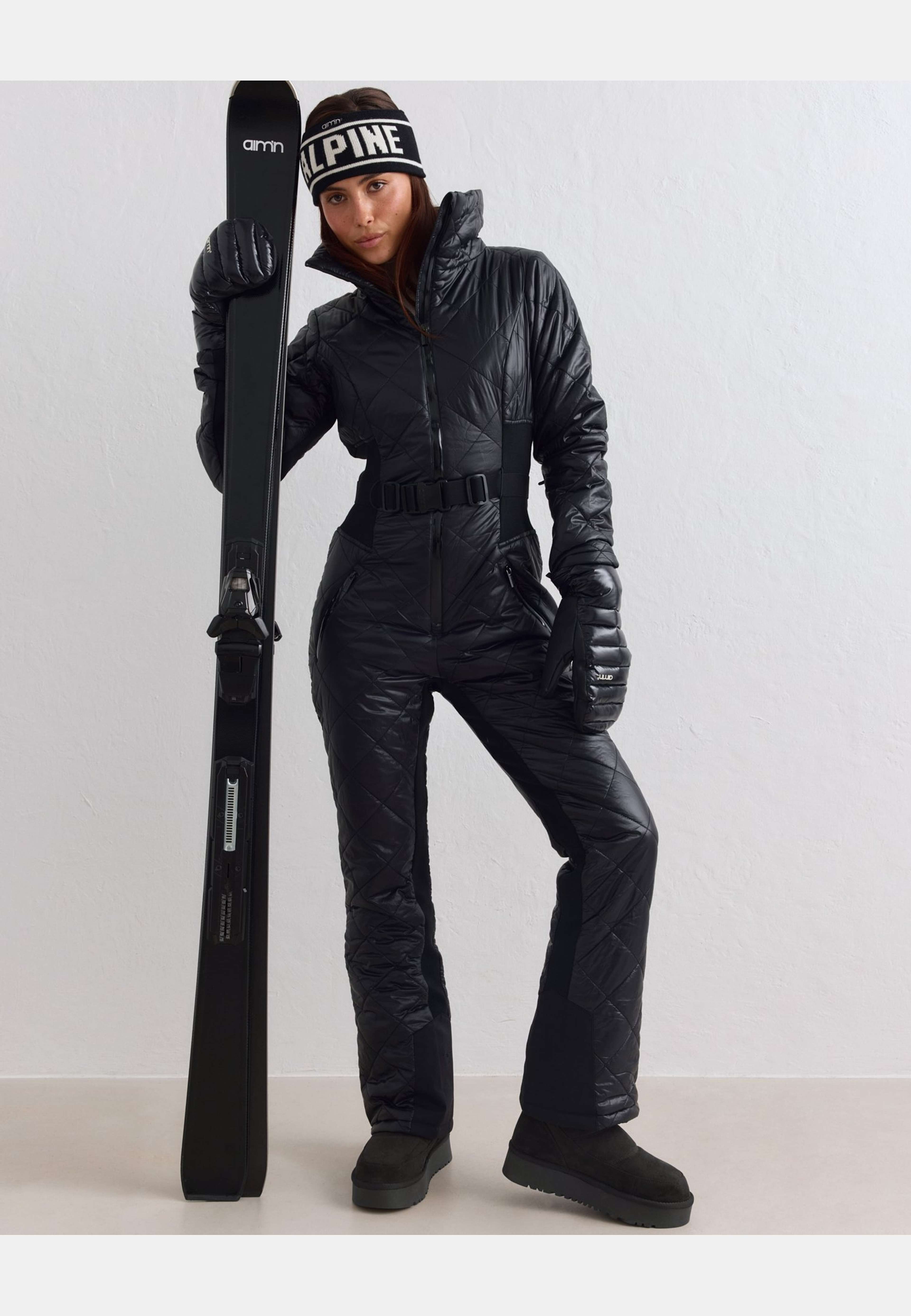 Luxe Ski Overall, från aim'n, i färgen black. Klicka för att öppna bilden i stort format