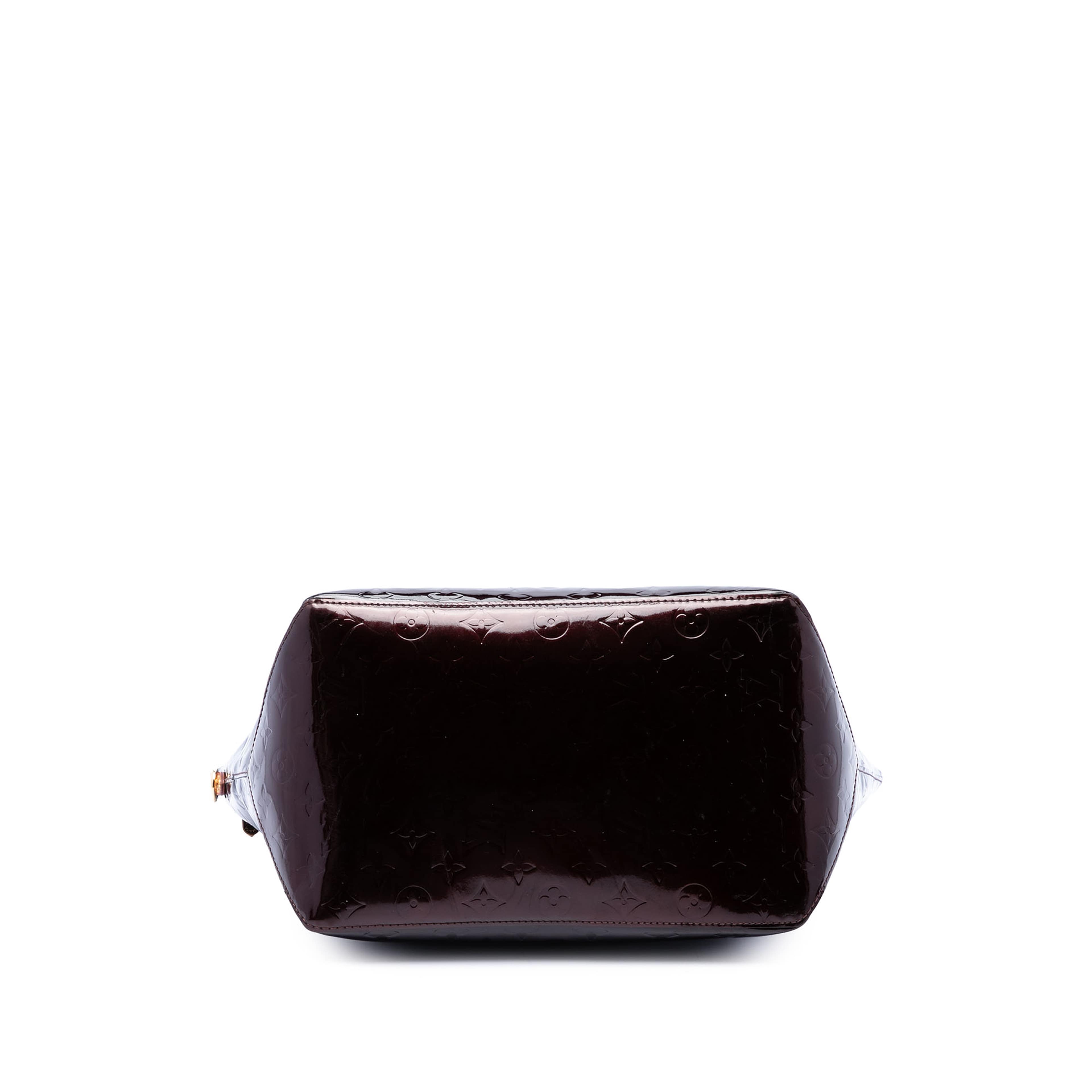 Louis Vuitton Monogram Vernis Bellevue Gm, från Luxclusif, i färgen purpur. Klicka för att öppna bilden i stort format