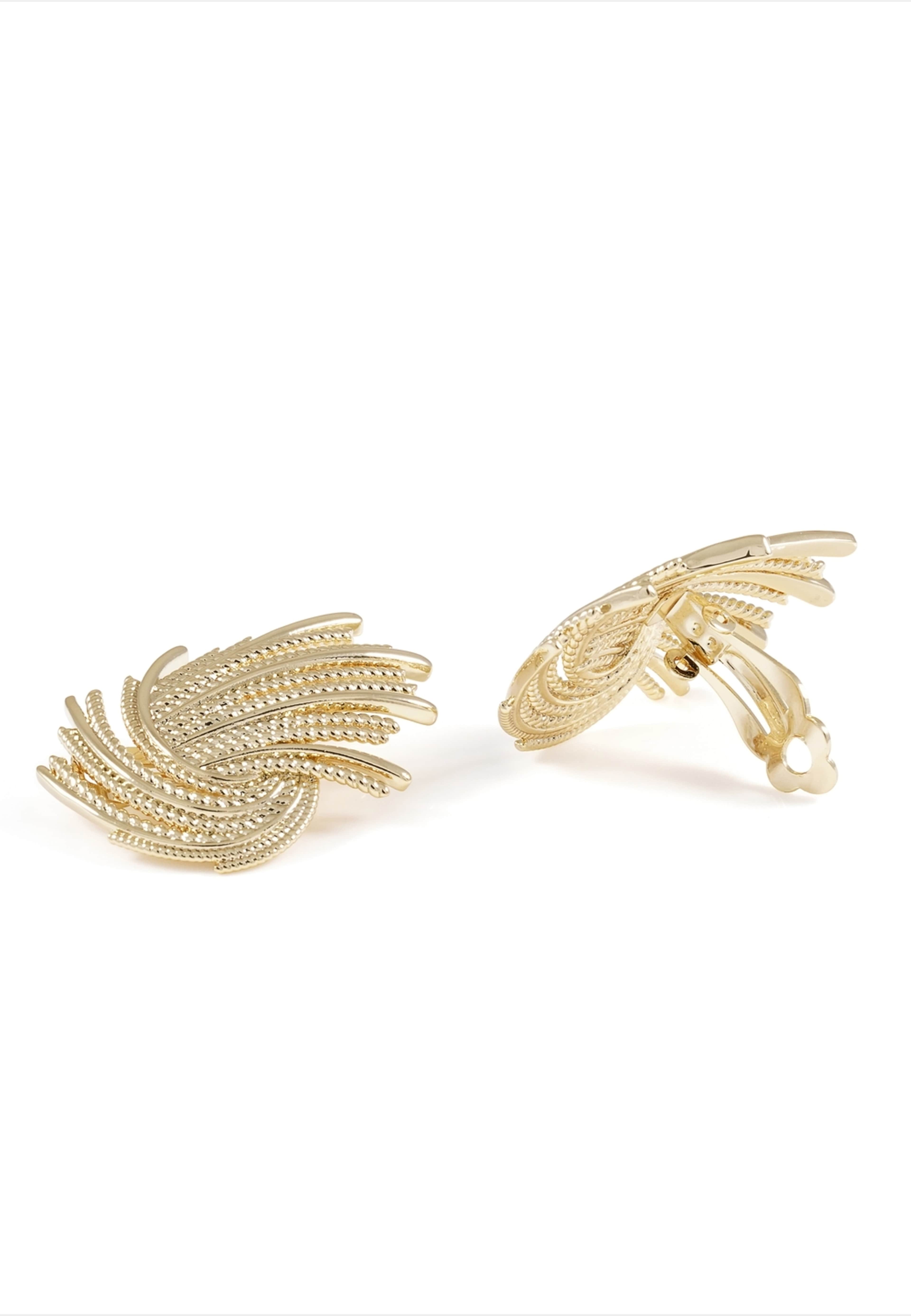 Friday Irregular Tassle Ear