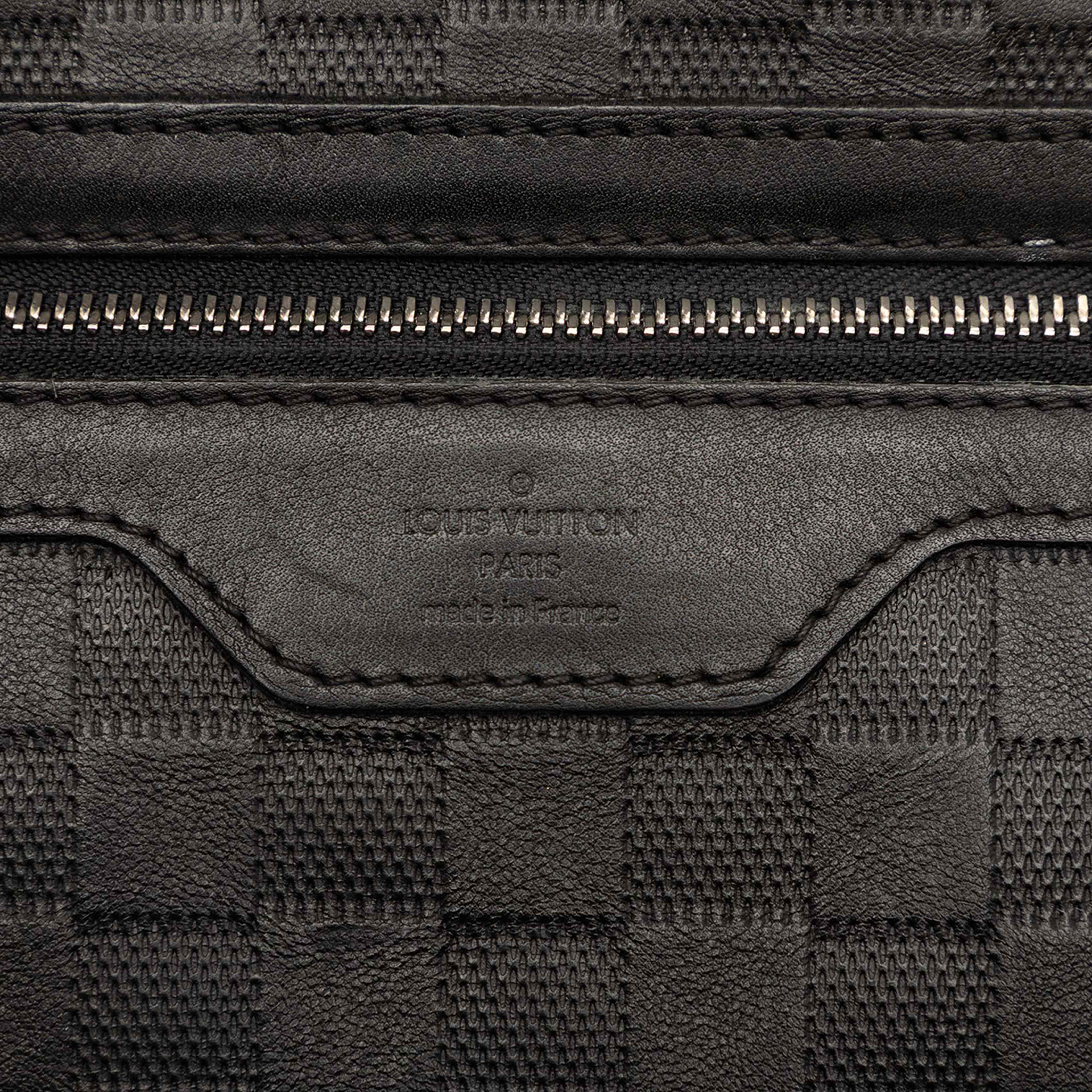 Louis Vuitton Damier Infini Calypso Mm, från Luxclusif, i färgen black. Klicka för att öppna bilden i stort format