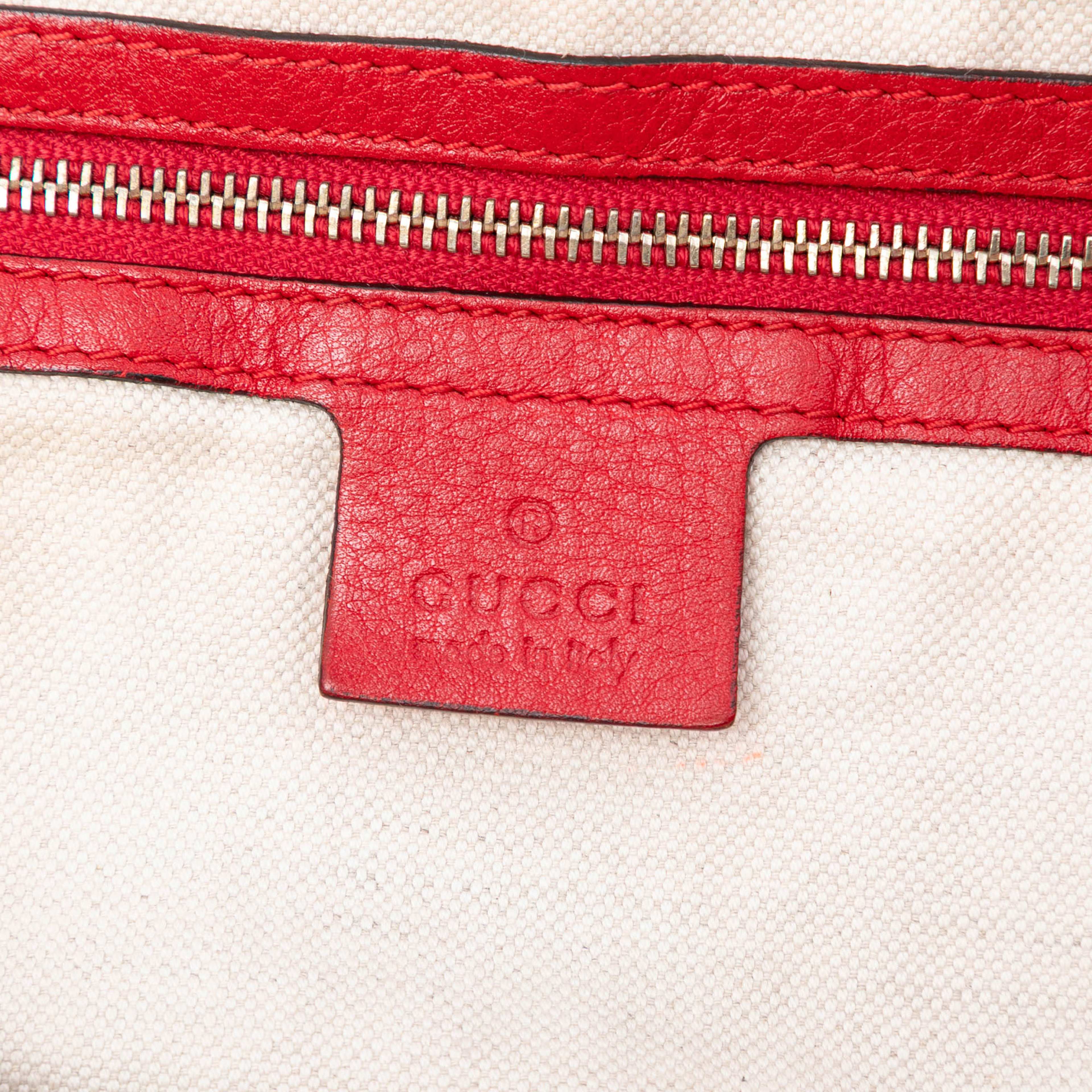 Gucci Large Gg Canvas Bella Satchel, från Luxclusif, i färgen beige. Klicka för att öppna bilden i stort format