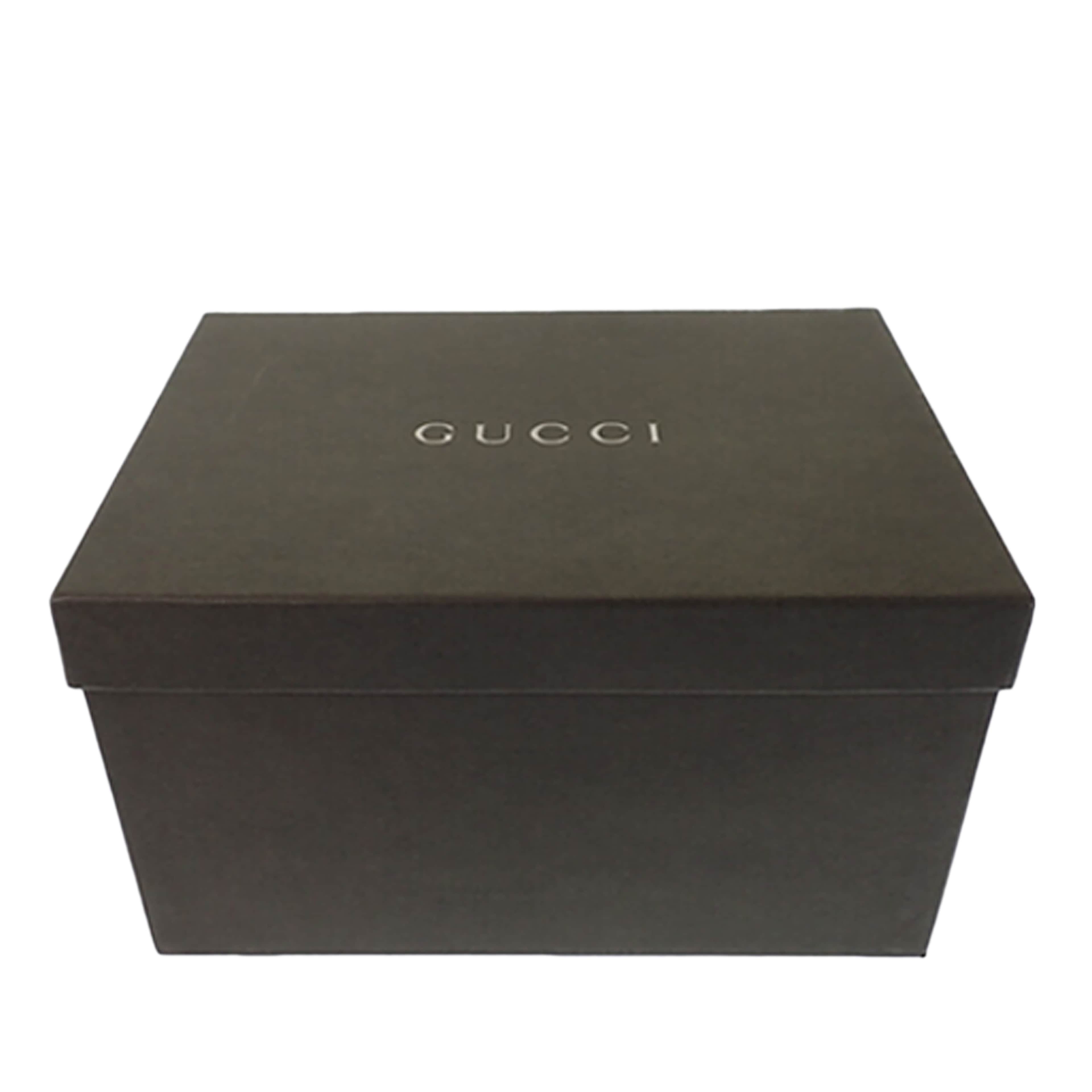 Gucci Nylon Bamboo Vanity Bag, från Luxclusif, i färgen svart. Klicka för att öppna bilden i stort format
