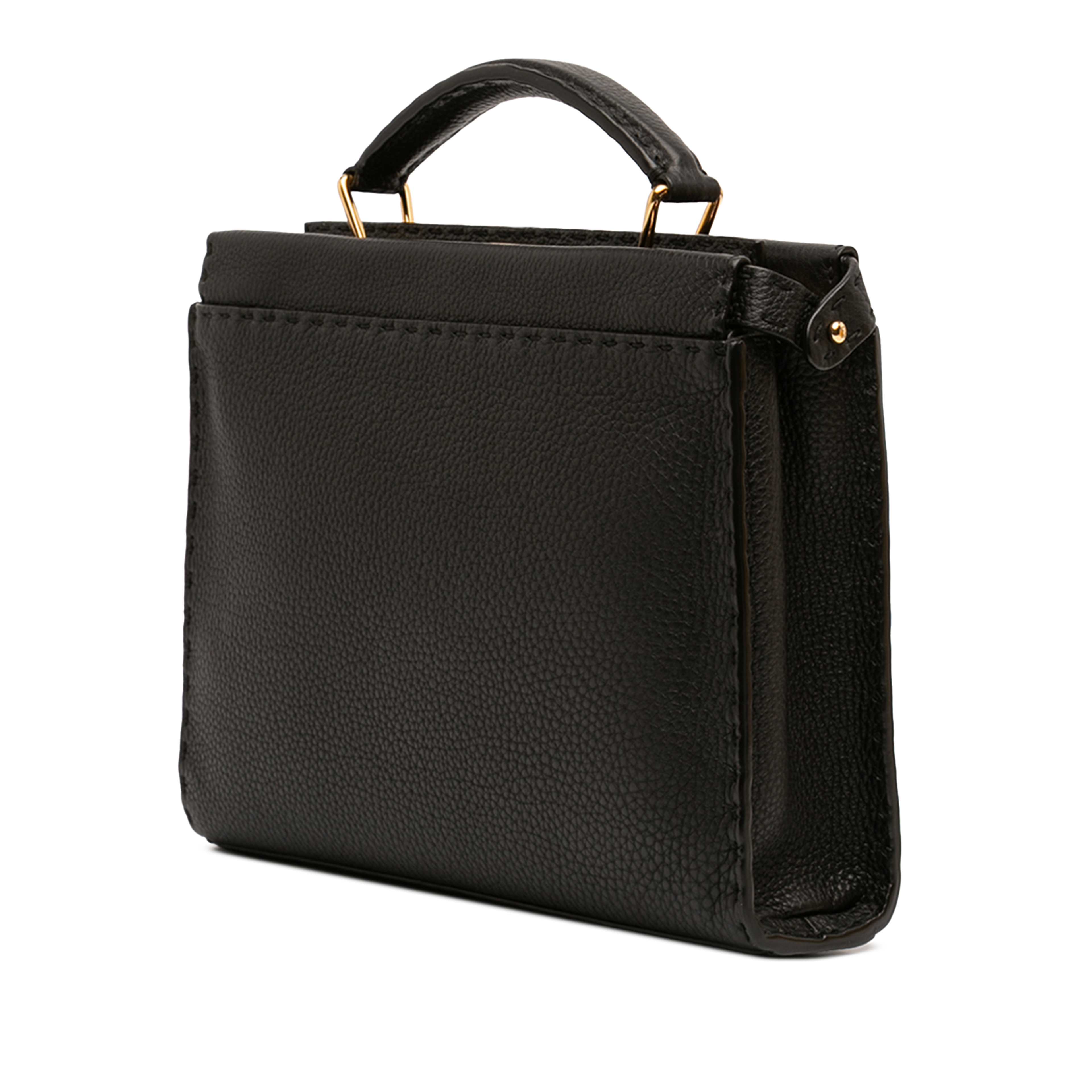 Fendi Mini Calfskin Romano Selleria Peekaboo Iconic Fit Satchel, från Luxclusif, i färgen black. Klicka för att öppna bilden i stort format