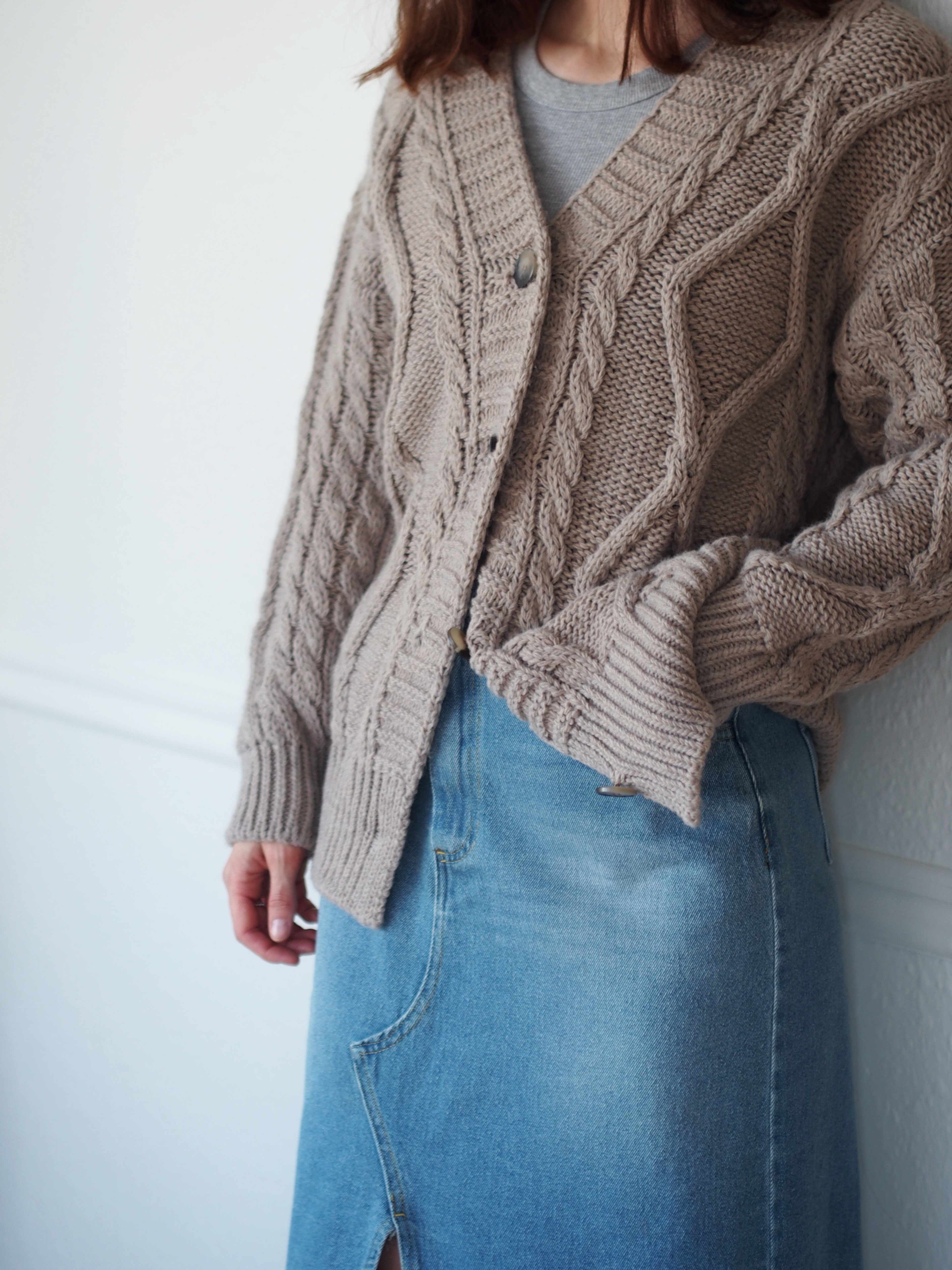Carla, Long Cardigan Knit - Beige