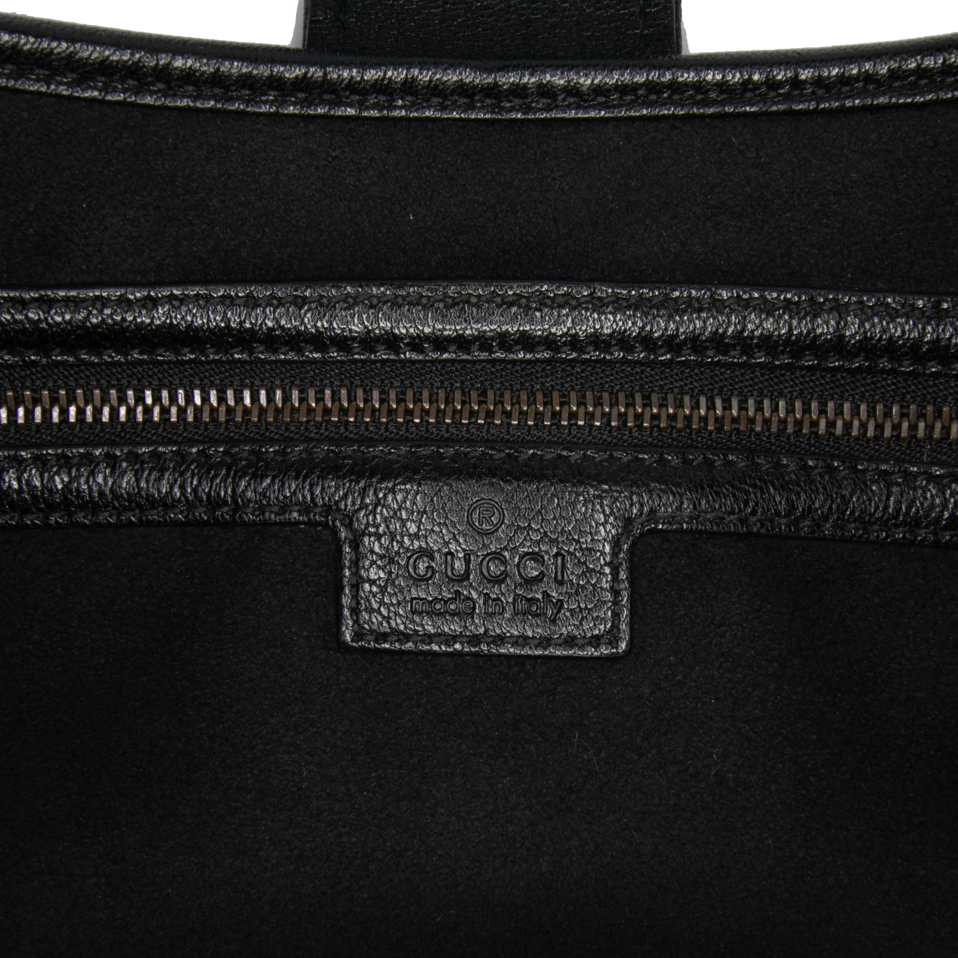 Gucci Medium Leather Aphrodite Crossbody, från Luxclusif, i färgen black. Klicka för att öppna bilden i stort format