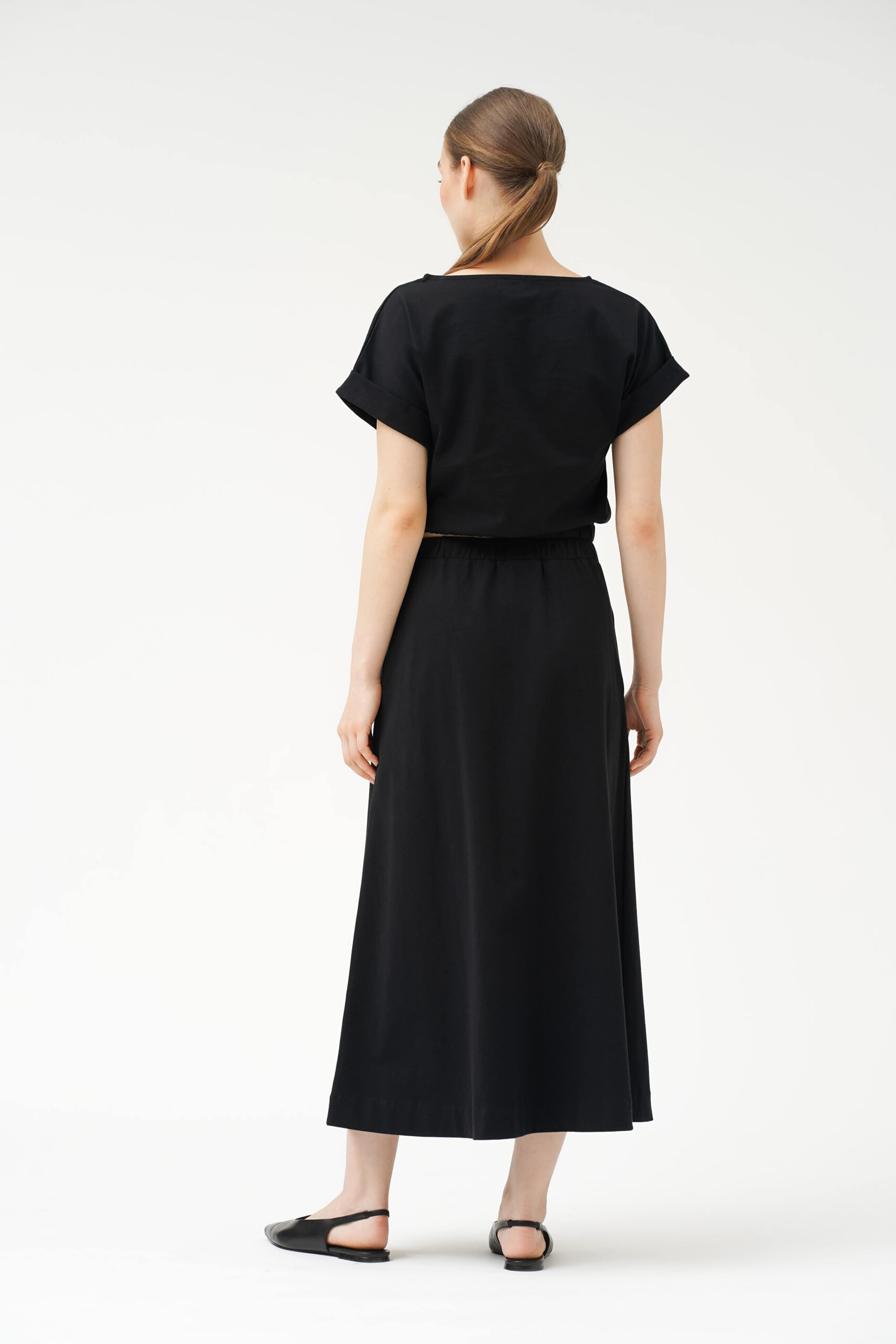 Lily Top - Black, från Residus, i färgen black. Klicka för att öppna bilden i stort format