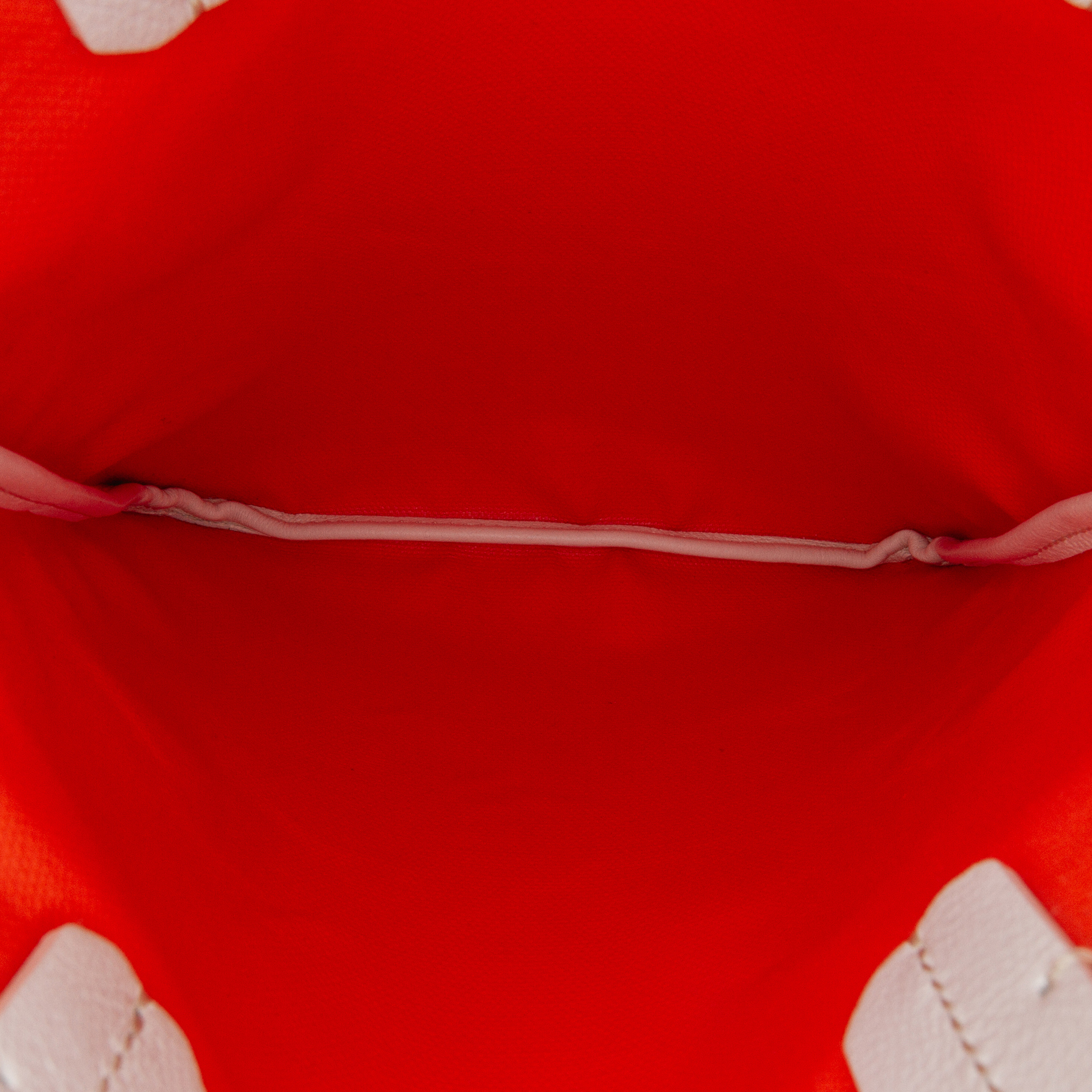 Goyard Goyardine Poitiers Claire Voie, från Luxclusif, i färgen white. Klicka för att öppna bilden i stort format