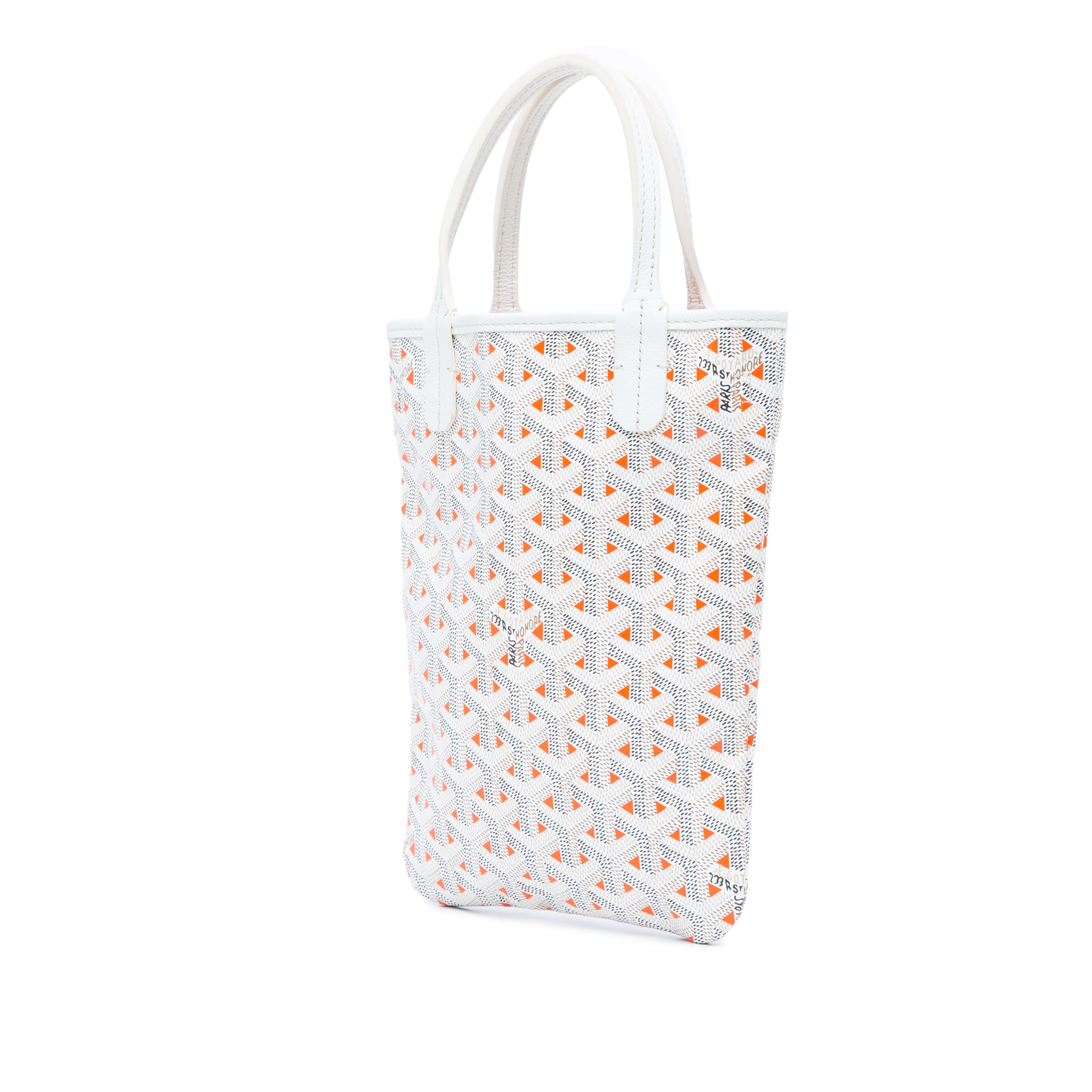 Goyard Goyardine Poitiers Claire Voie, från Luxclusif, i färgen white. Klicka för att öppna bilden i stort format