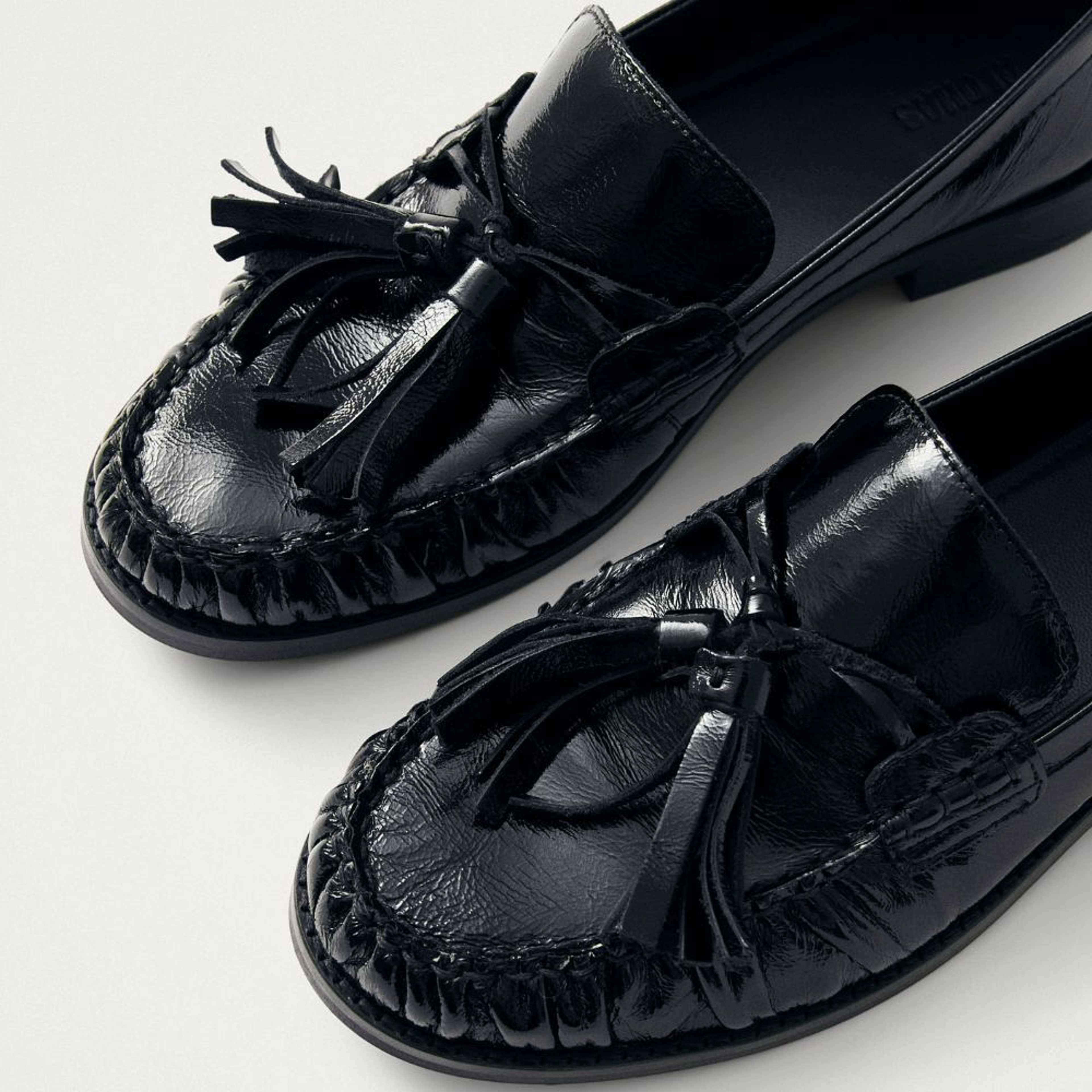 Marietta Onix Black Leather Loafers