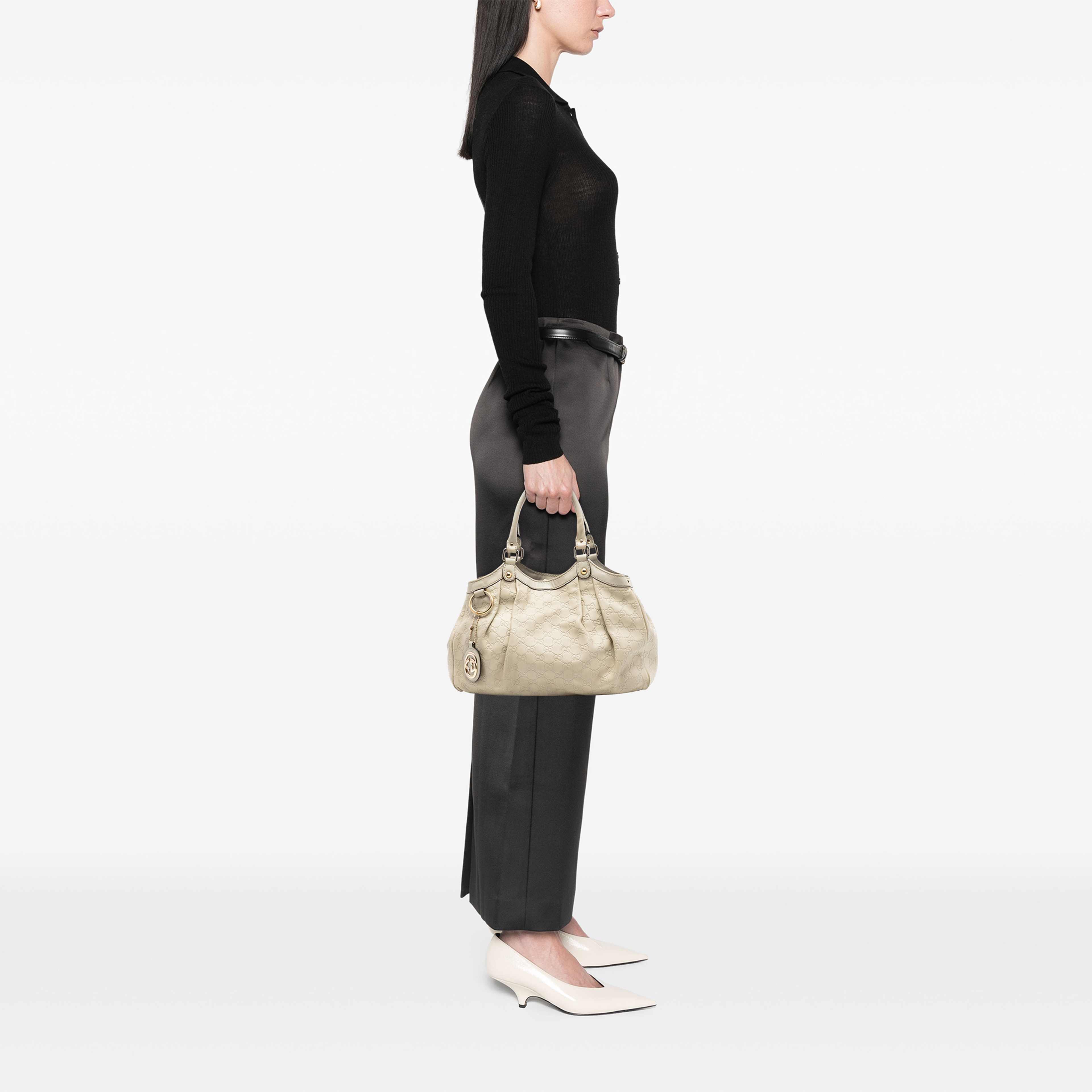 Gucci Medium Guccissima Sukey Tote, från Luxclusif, i färgen brun. Klicka för att öppna bilden i stort format