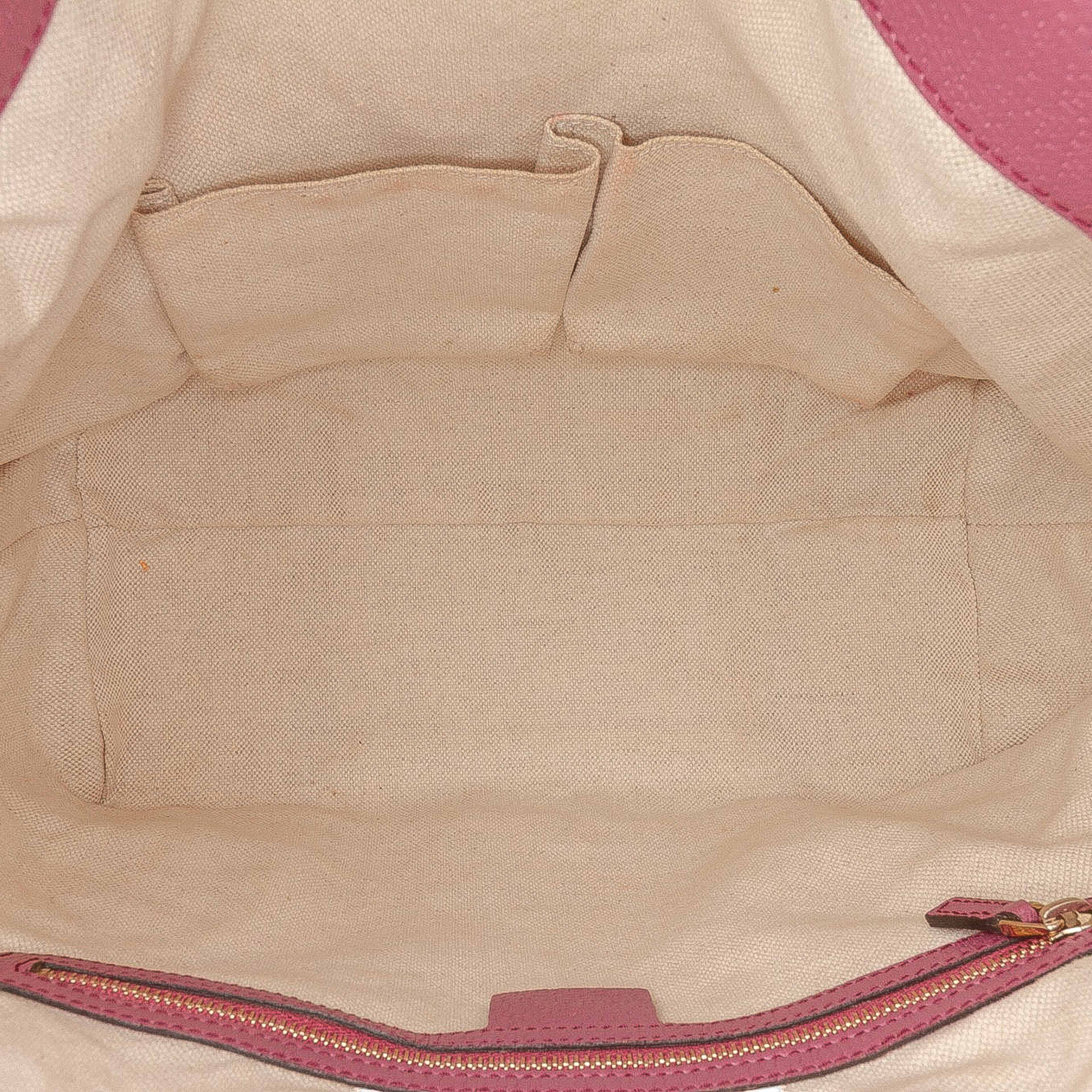 Gucci Medium Gg Canvas Bree Satchel, från Luxclusif, i färgen beige. Klicka för att öppna bilden i stort format