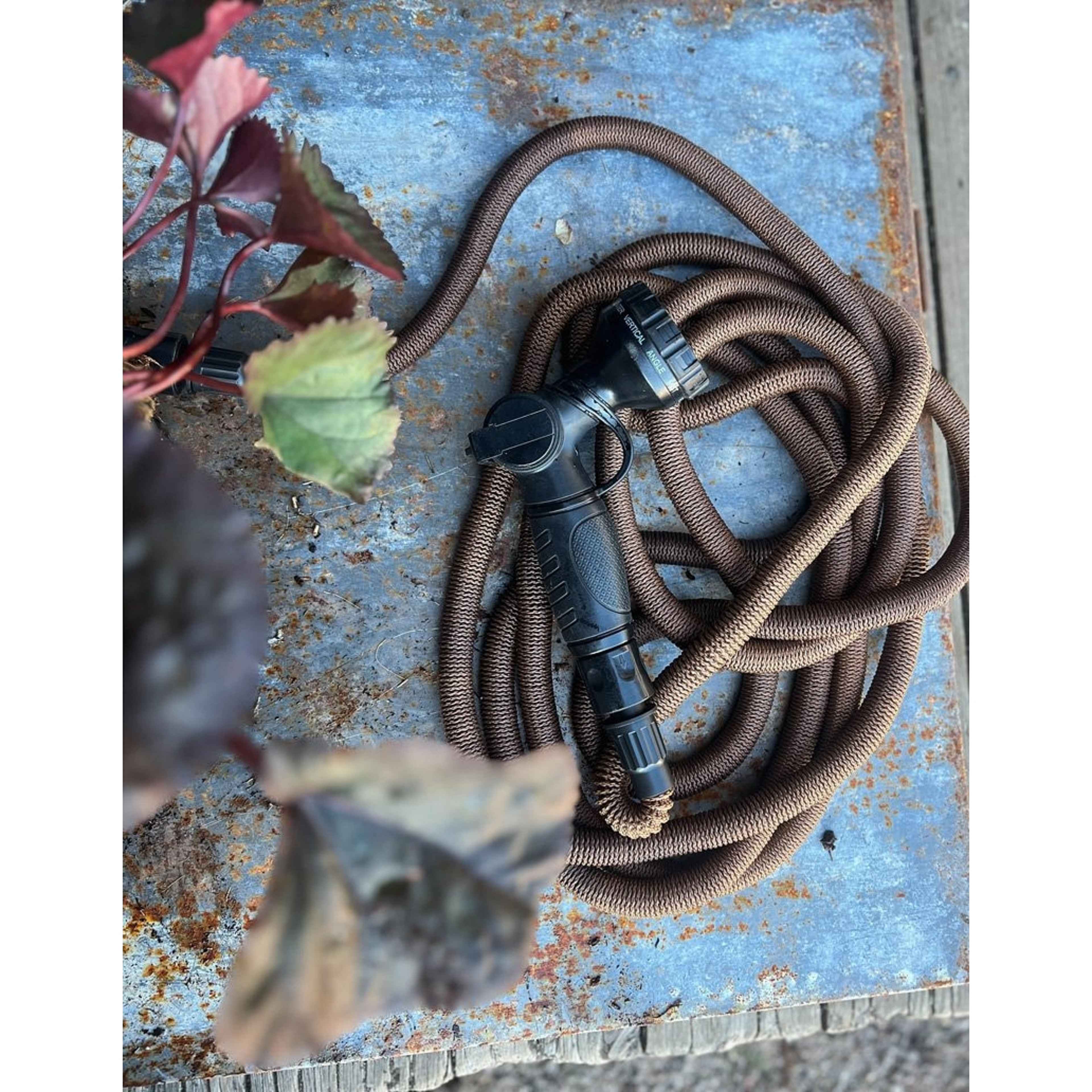 Trädgårdsslang Deluxe Set - Mörk Sand, från by Benson, i färgen dark sand. Klicka för att öppna bilden i stort format