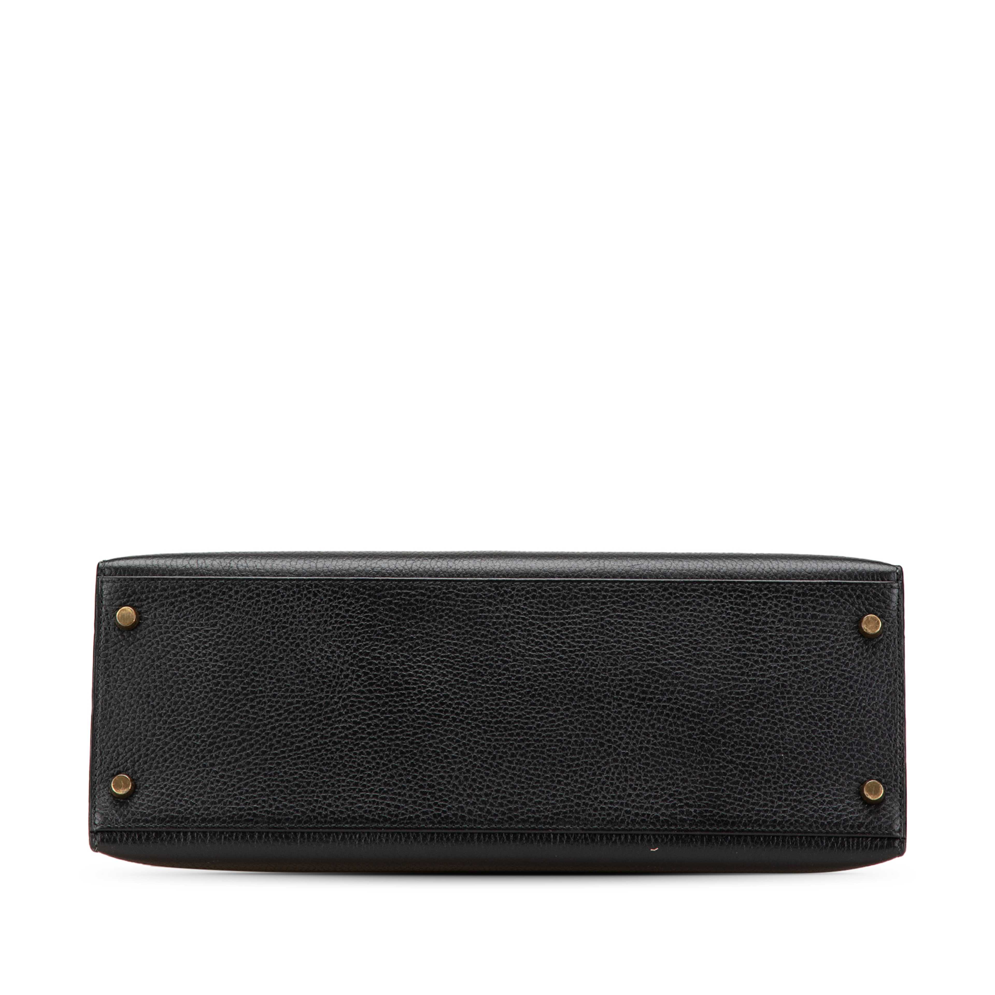 Hermès Ardennes Kelly Sellier 35, från Luxclusif, i färgen black.
