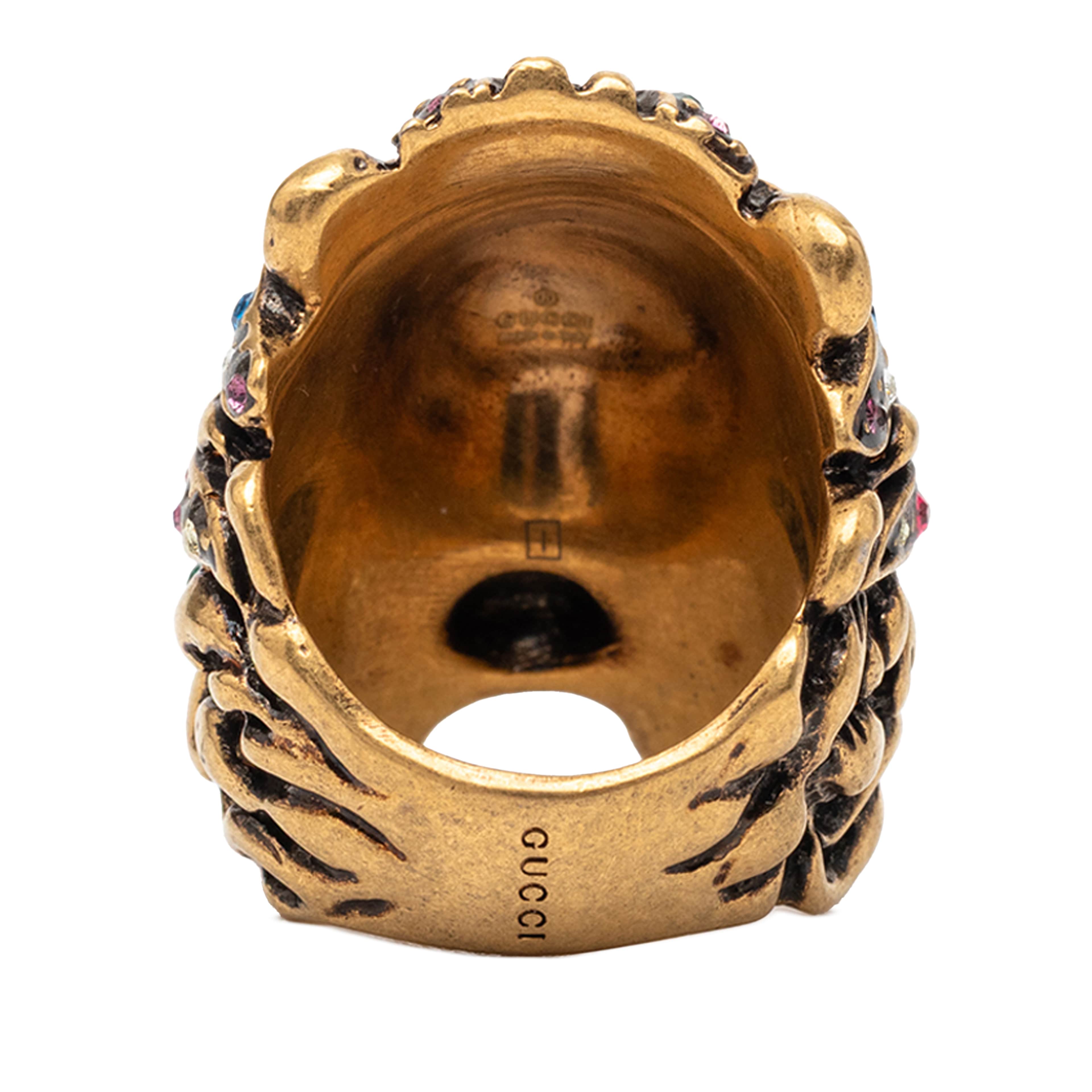 Gucci Gold Plated Crystal Lion Head Ring, från Luxclusif, i färgen gold. Klicka för att öppna bilden i stort format