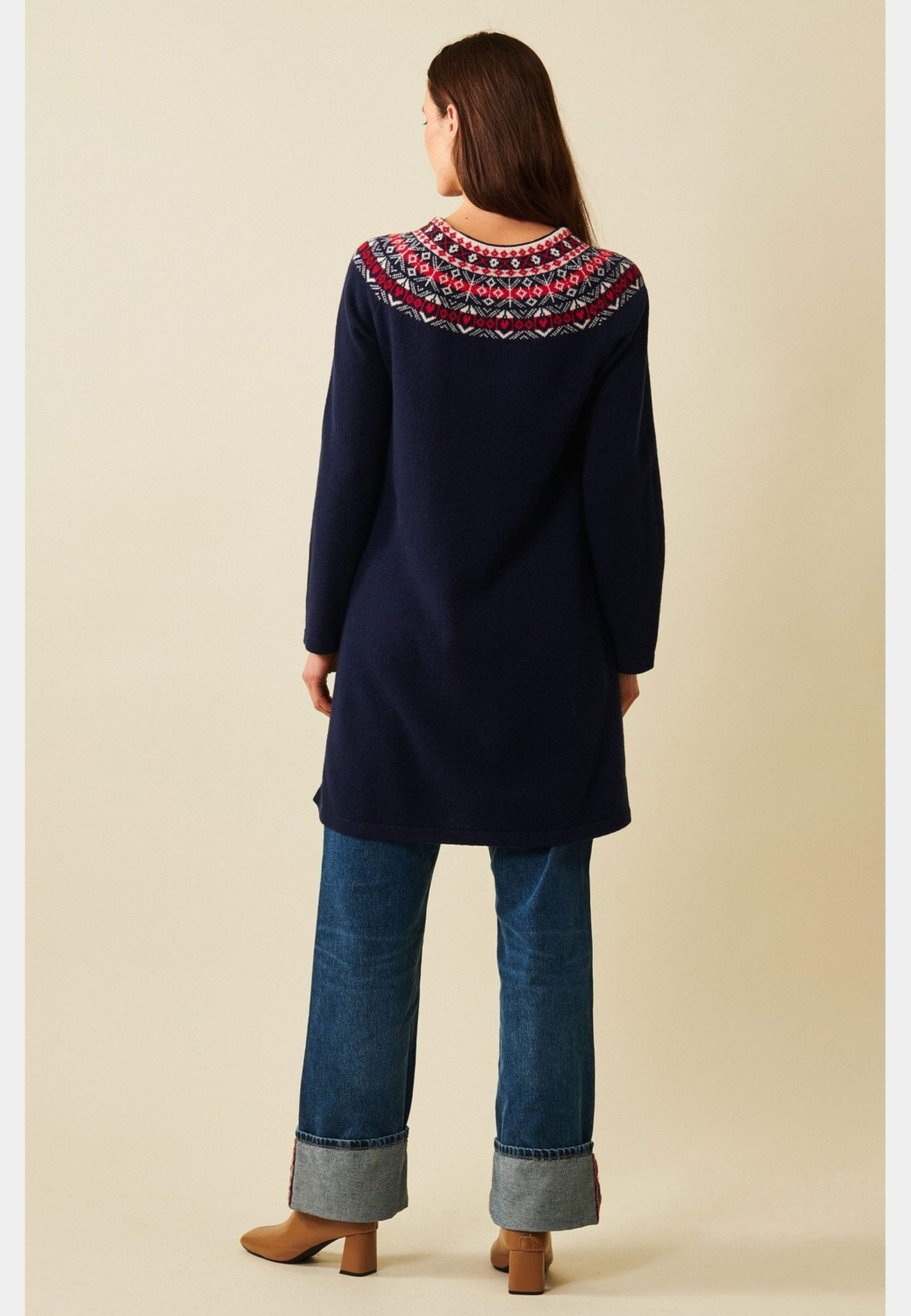 Verna Dress, från Jumperfabriken, i färgen navy. Klicka för att öppna bilden i stort format