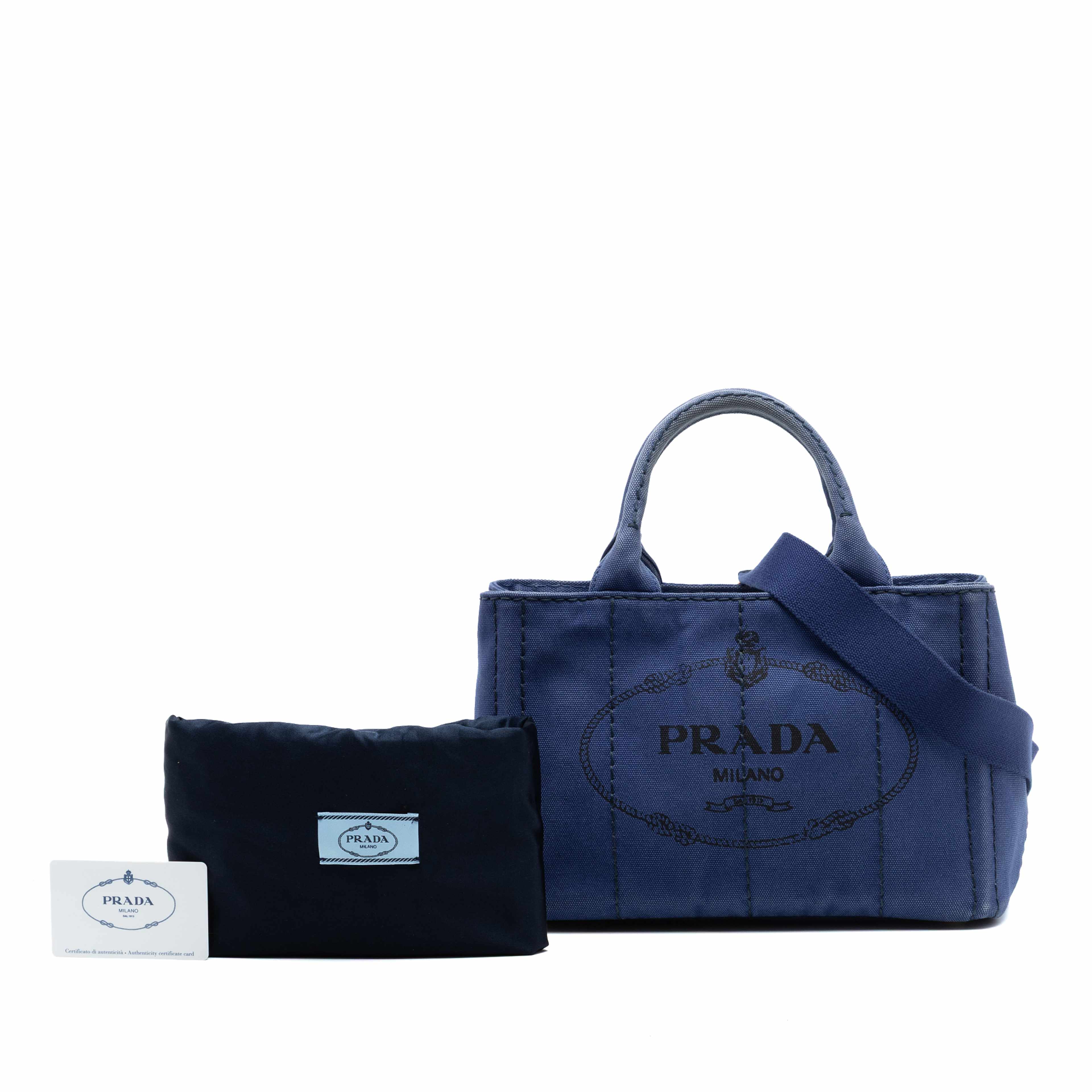 Prada Small Canvas Canapa Logo Satchel, från Luxclusif, i färgen blå. Klicka för att öppna bilden i stort format