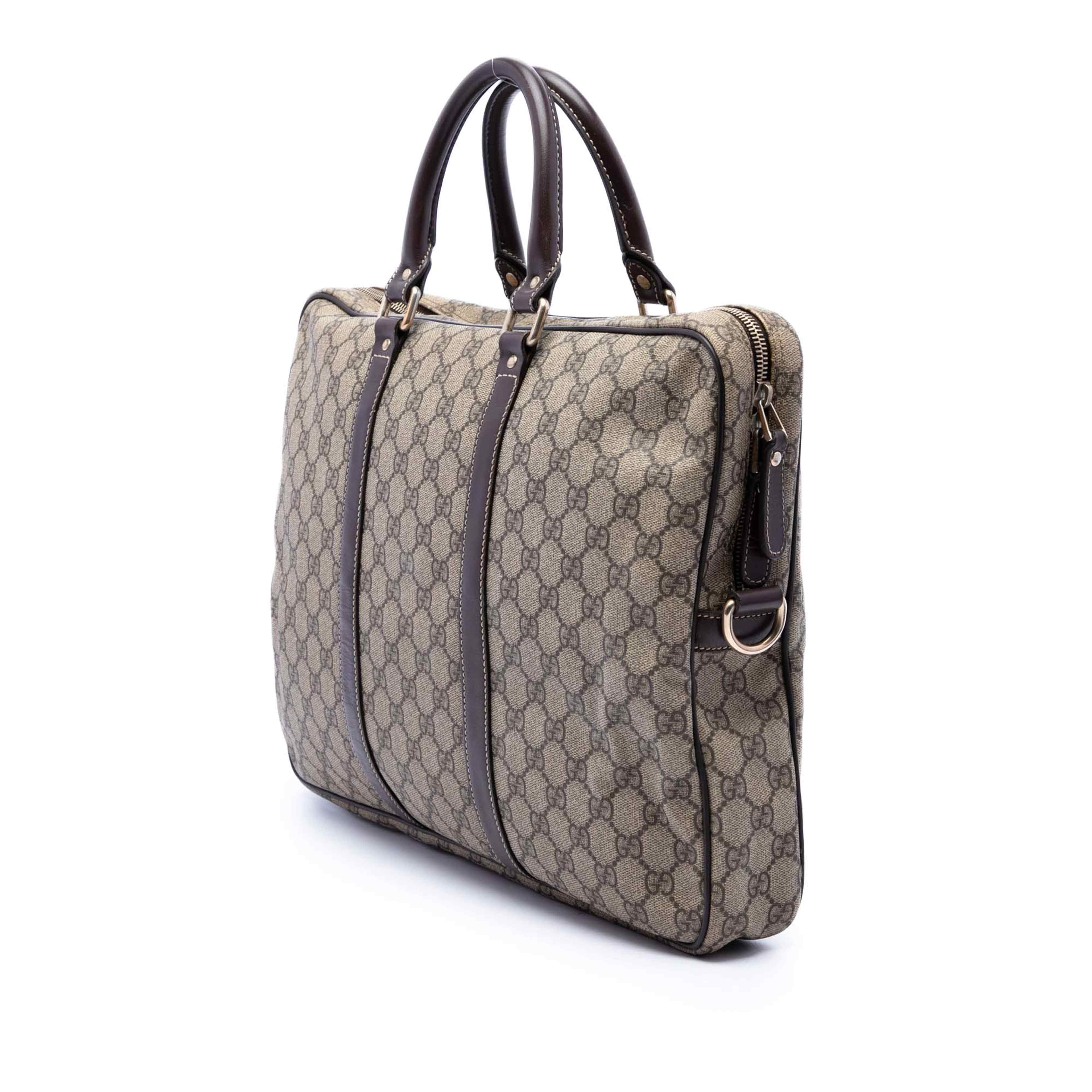 Gucci Gg Supreme Business Bag, från Luxclusif, i färgen beige. Klicka för att öppna bilden i stort format