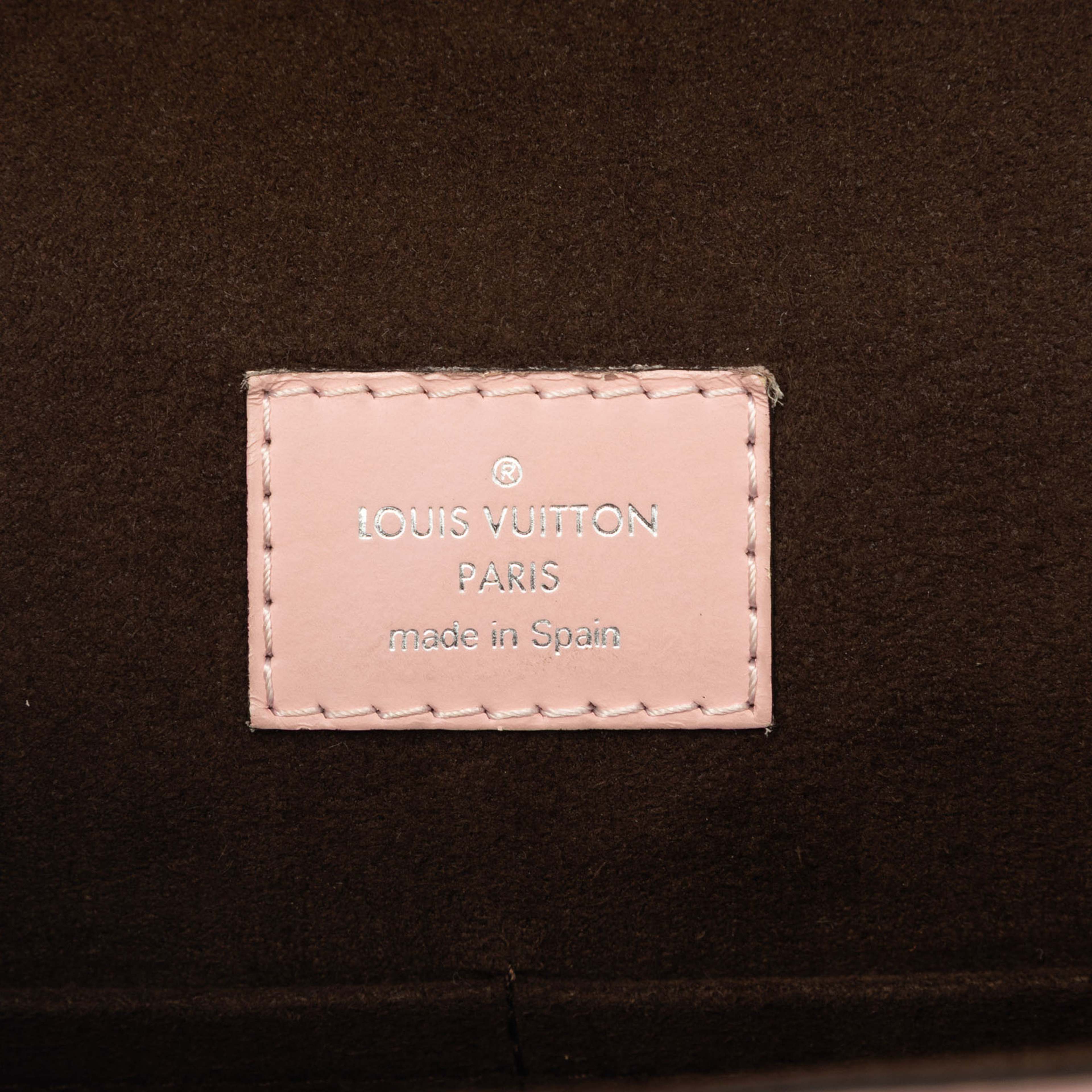 Louis Vuitton Epi Cluny Bb, från Luxclusif, i färgen rosa. Klicka för att öppna bilden i stort format