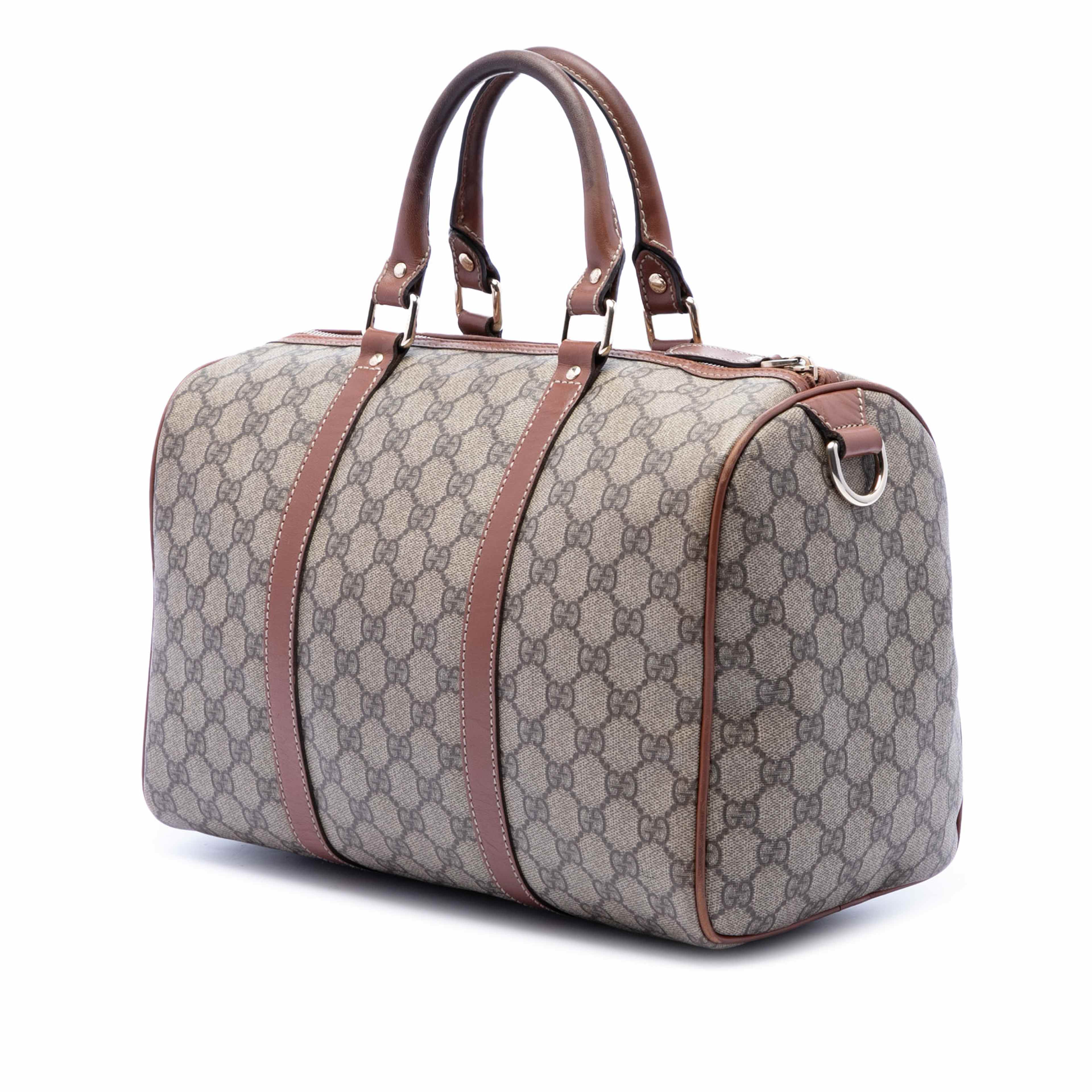 Gucci Medium Gg Supreme Joy Boston Bag, från Luxclusif, i färgen beige. Klicka för att öppna bilden i stort format