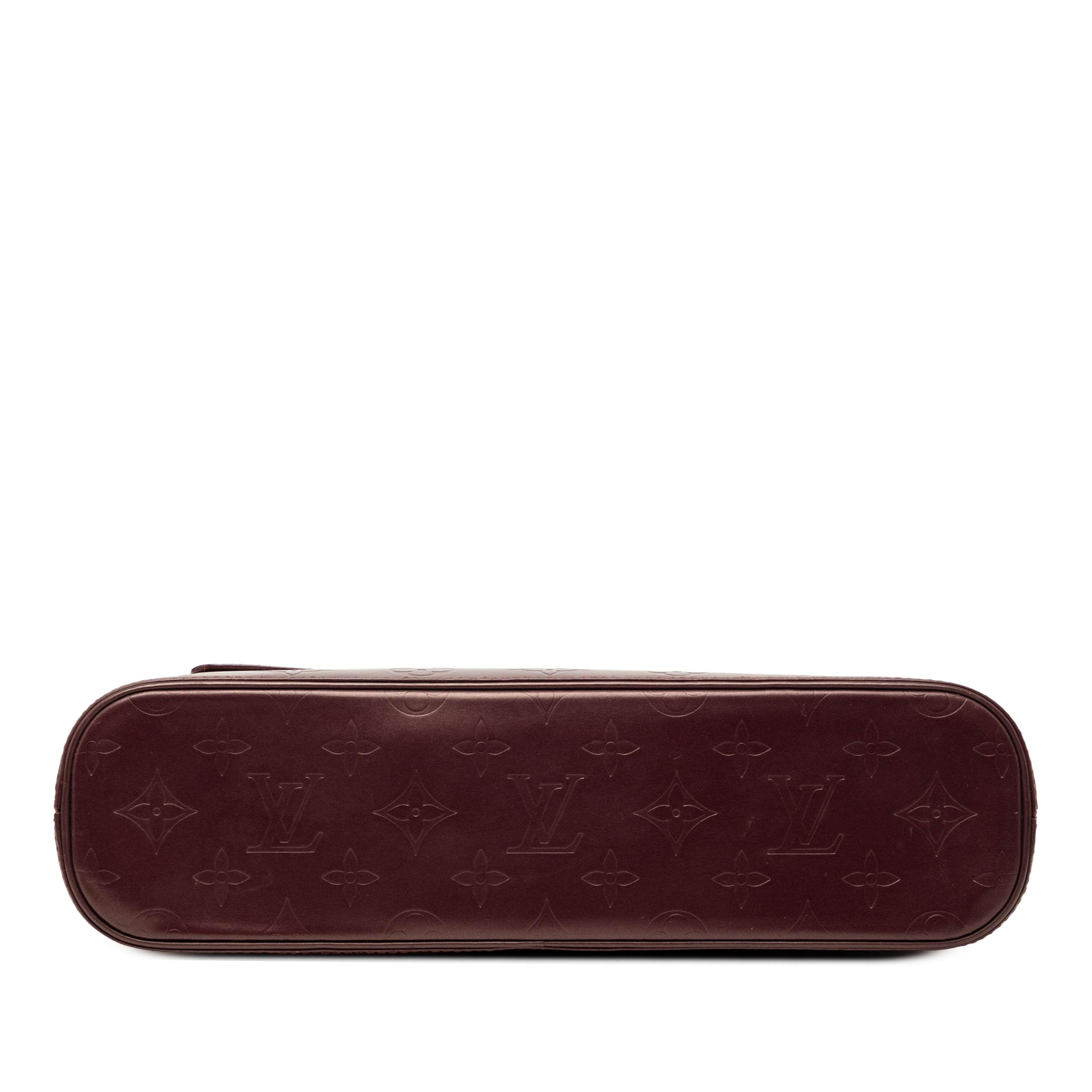 Louis Vuitton Monogram Mat Alston, från Luxclusif, i färgen burgundy. Klicka för att öppna bilden i stort format