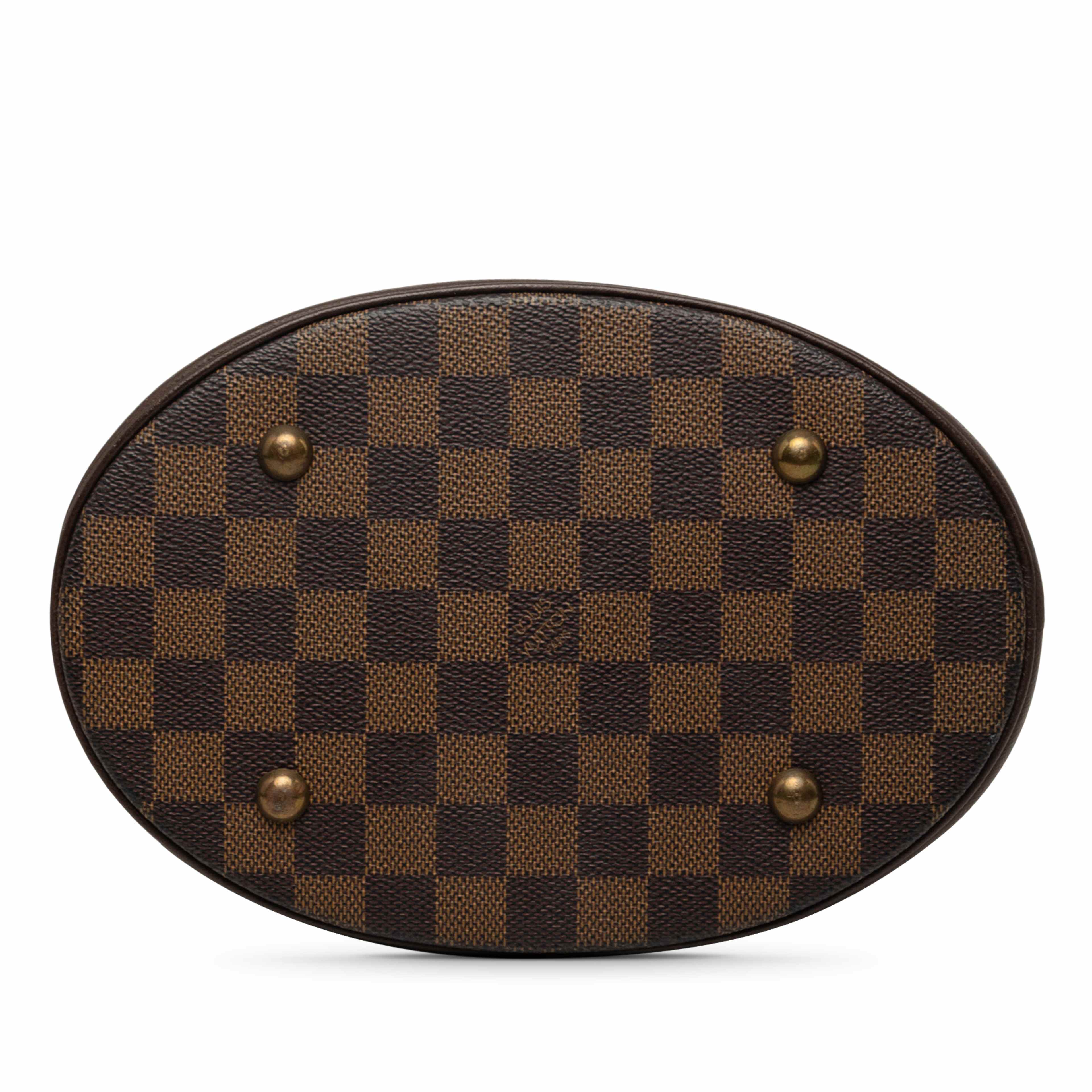 Louis Vuitton Damier Ebene Marais, från Luxclusif, i färgen brun. Klicka för att öppna bilden i stort format