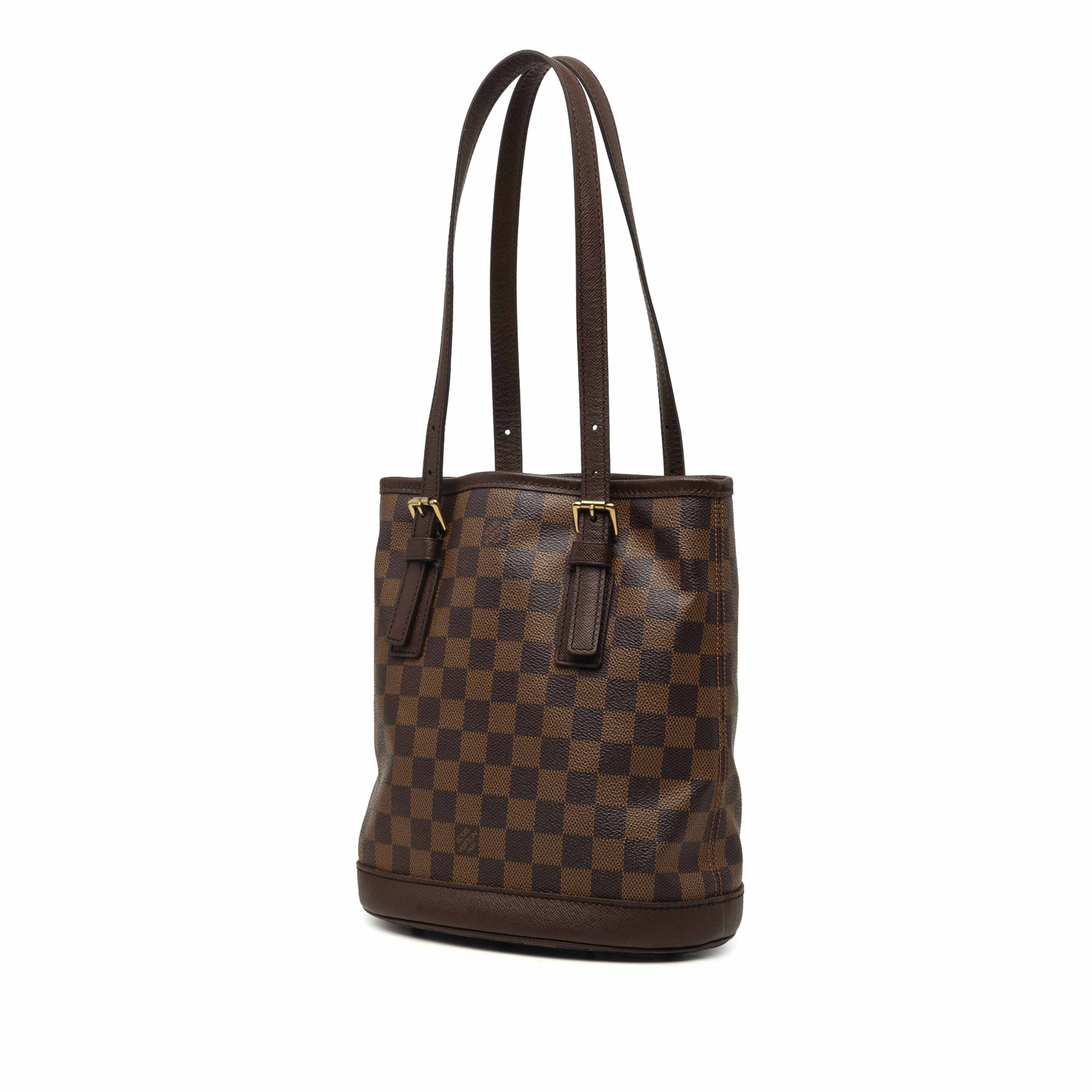 Louis Vuitton Damier Ebene Marais, från Luxclusif, i färgen brun. Klicka för att öppna bilden i stort format