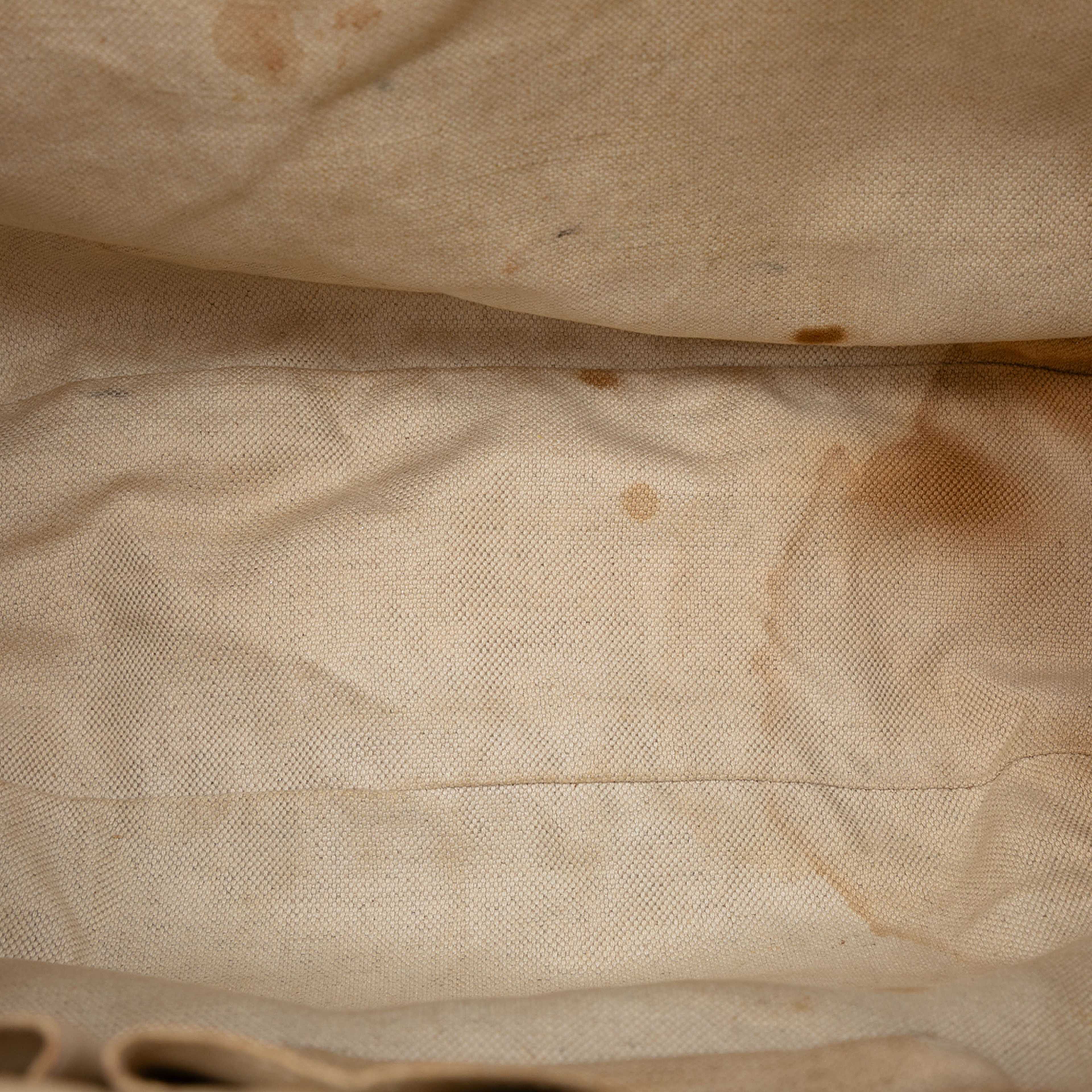 Gucci Gg Canvas Web Rania Drawstring Hobo, från Luxclusif, i färgen beige. Klicka för att öppna bilden i stort format