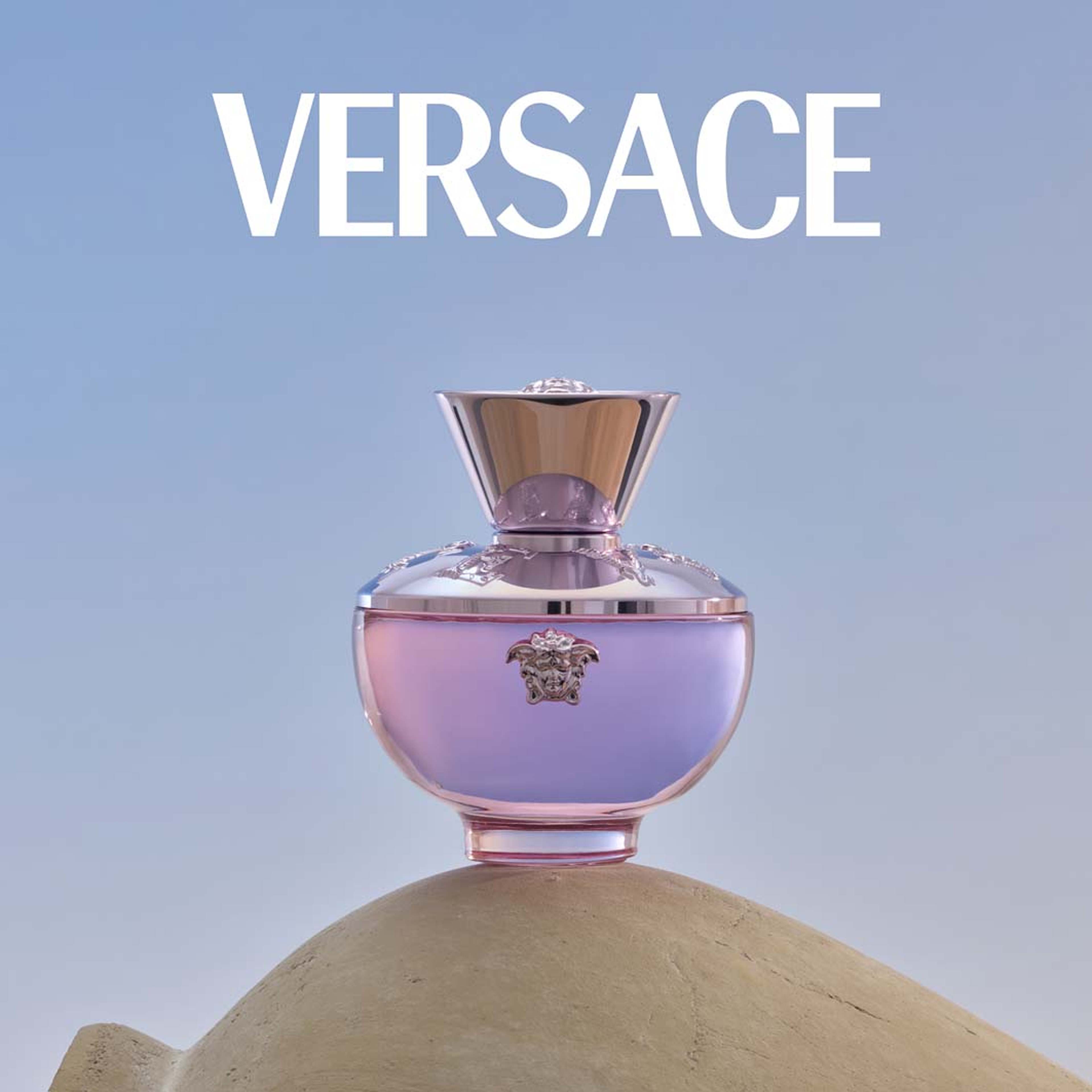 Dylan Blush Pink EdP, från Versace. Klicka för att öppna bilden i stort format