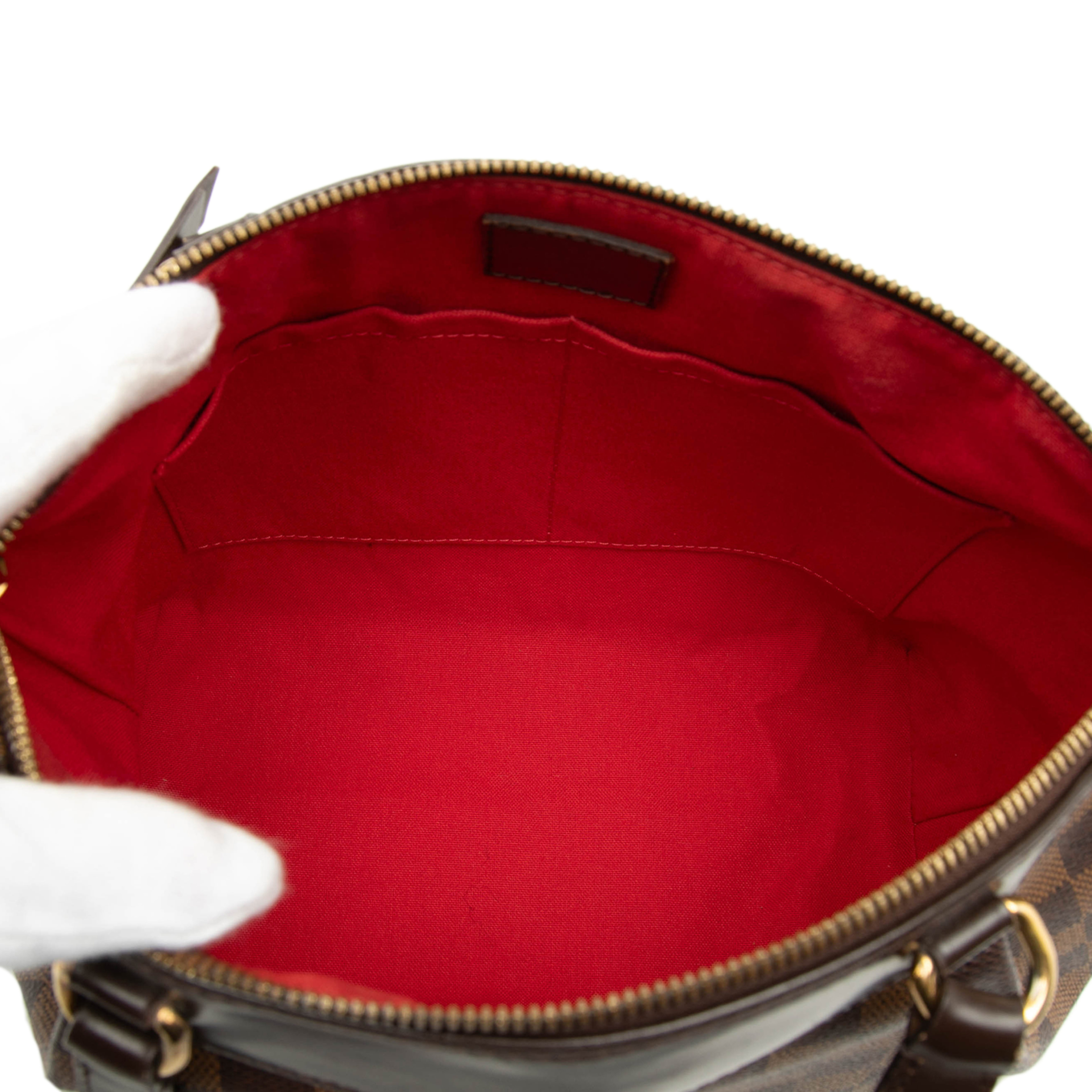 Louis Vuitton Damier Ebene Westminster Pm, från Luxclusif, i färgen brown. Klicka för att öppna bilden i stort format