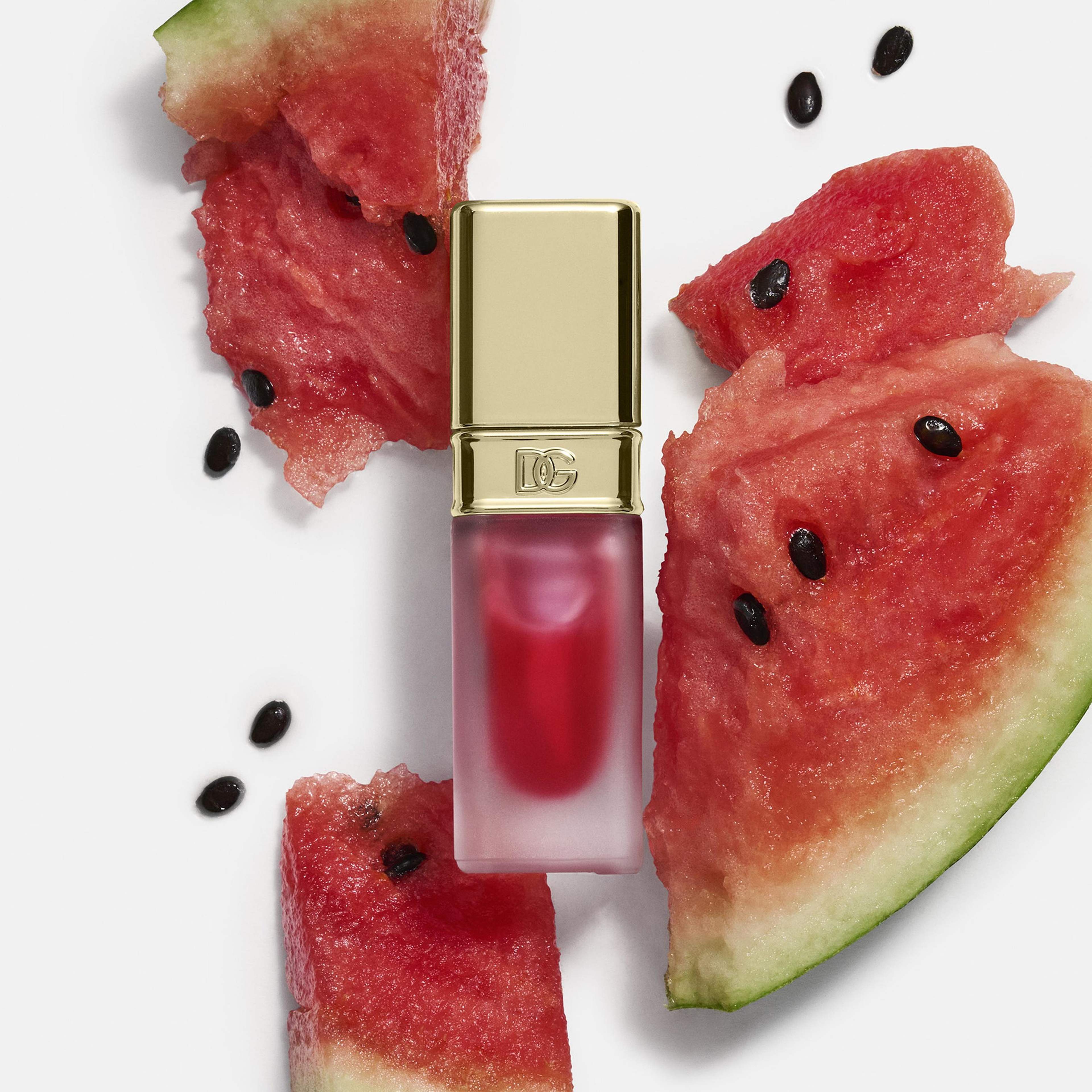 Watermelon Oil Lip Plumper Flash Plumping Lip Oil, från Dolce & Gabbana.