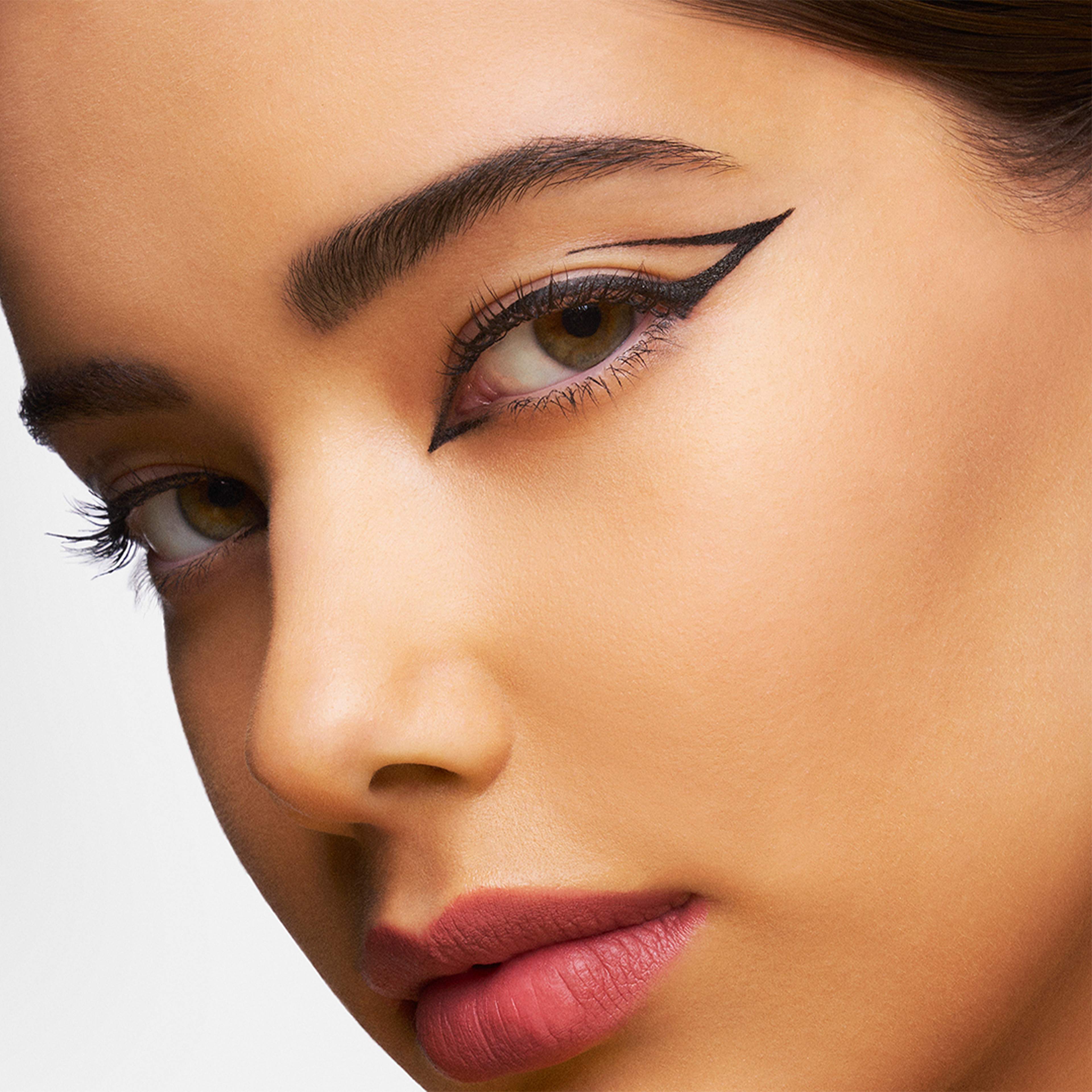 Everink Liner 24H Gel Eye Marker Ultra Black