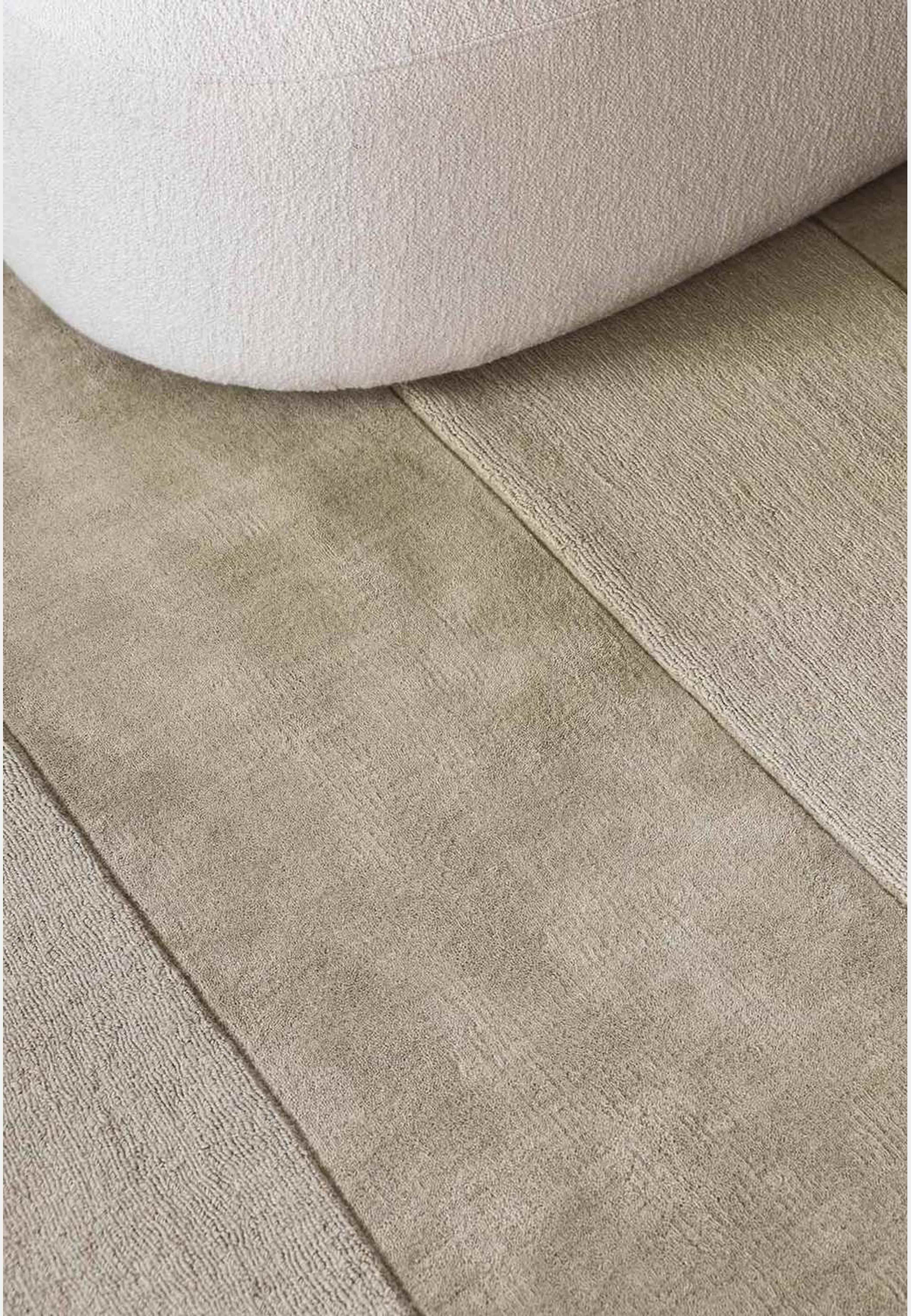 Stripe Ullmatta Pistachio, från Layered, i färgen pistachio. Klicka för att öppna bilden i stort format