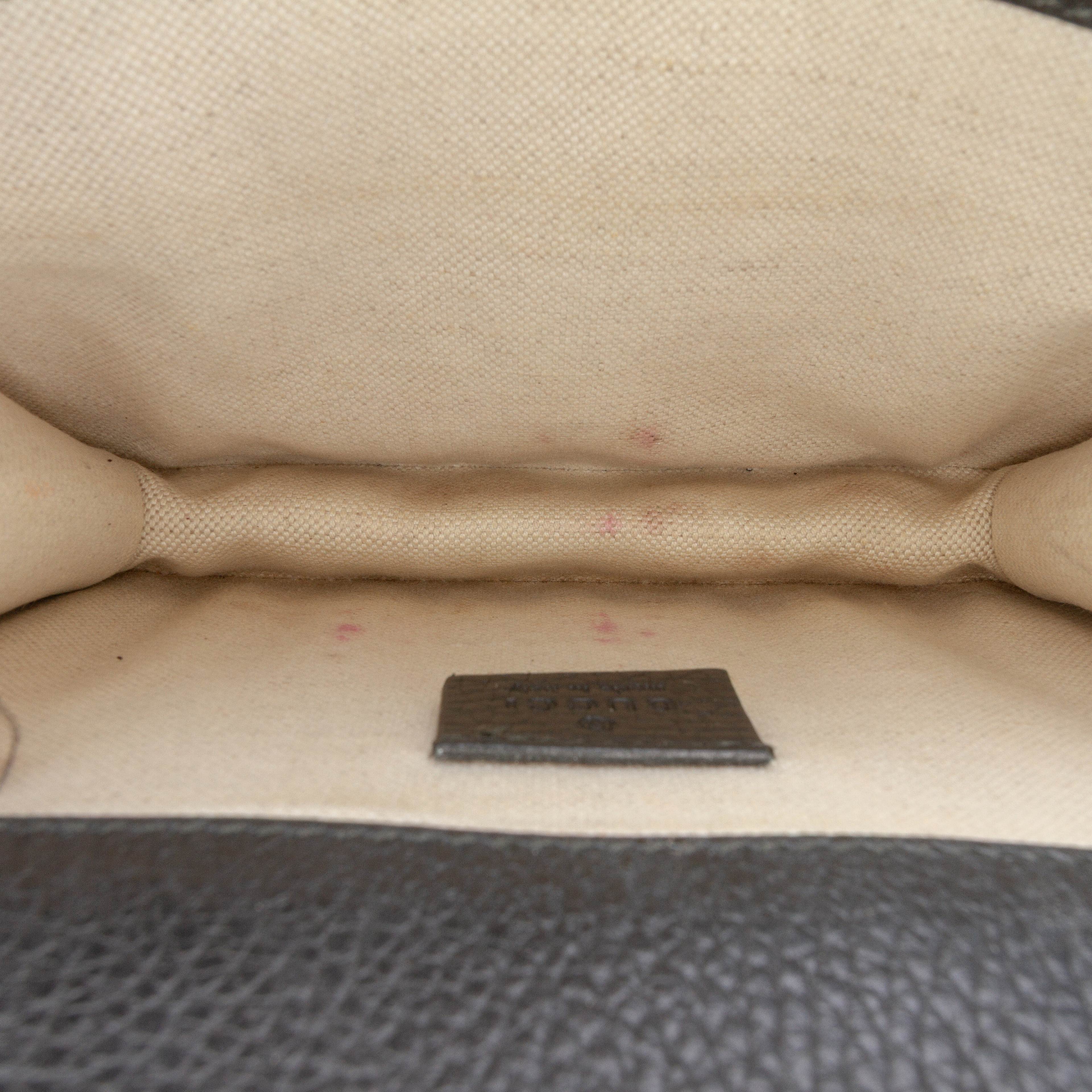 Gucci Small Leather Dionysus  Crossbody, från Luxclusif, i färgen black. Klicka för att öppna bilden i stort format