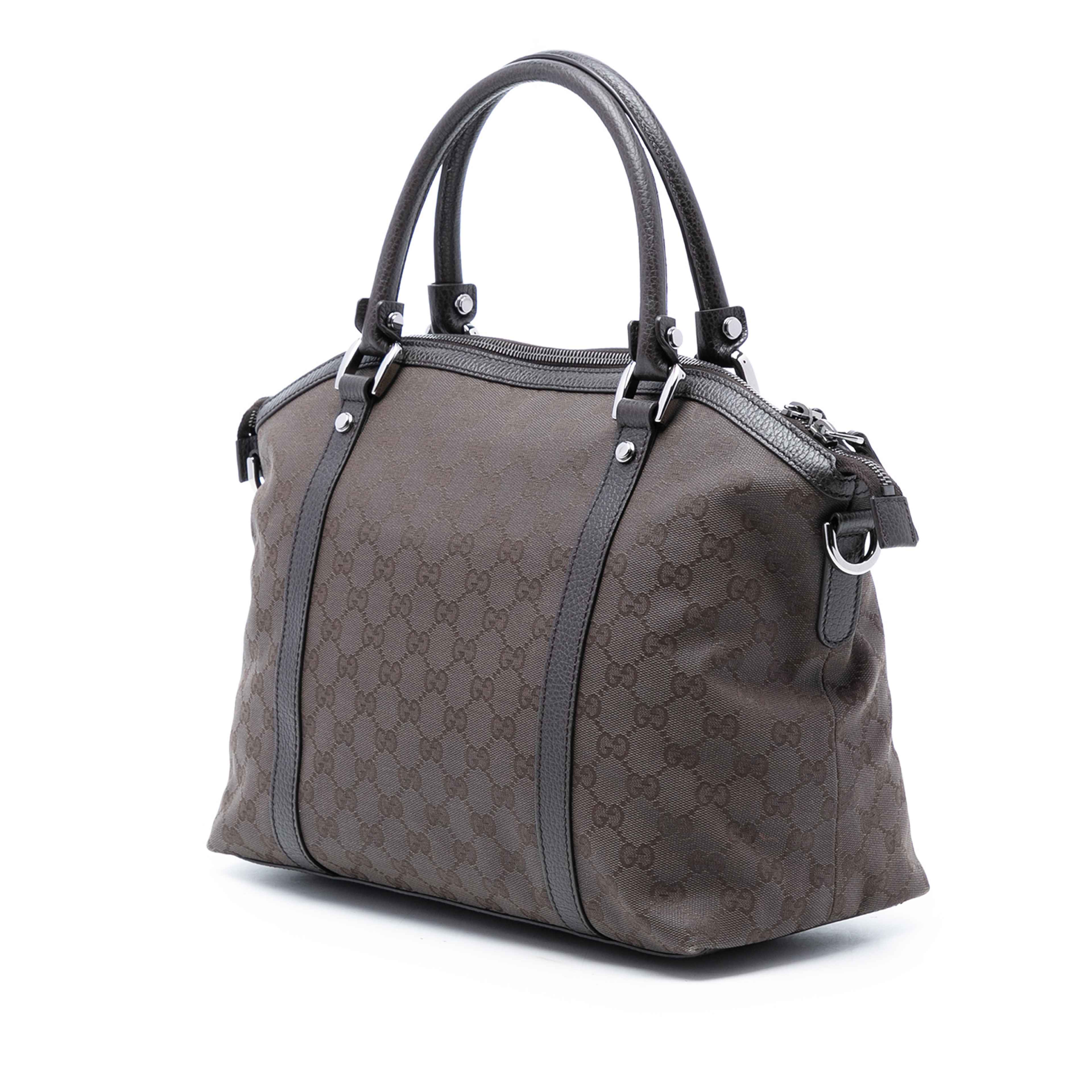 Gucci Gg Canvas Charm Dome Satchel, från Luxclusif, i färgen dark brown. Klicka för att öppna bilden i stort format