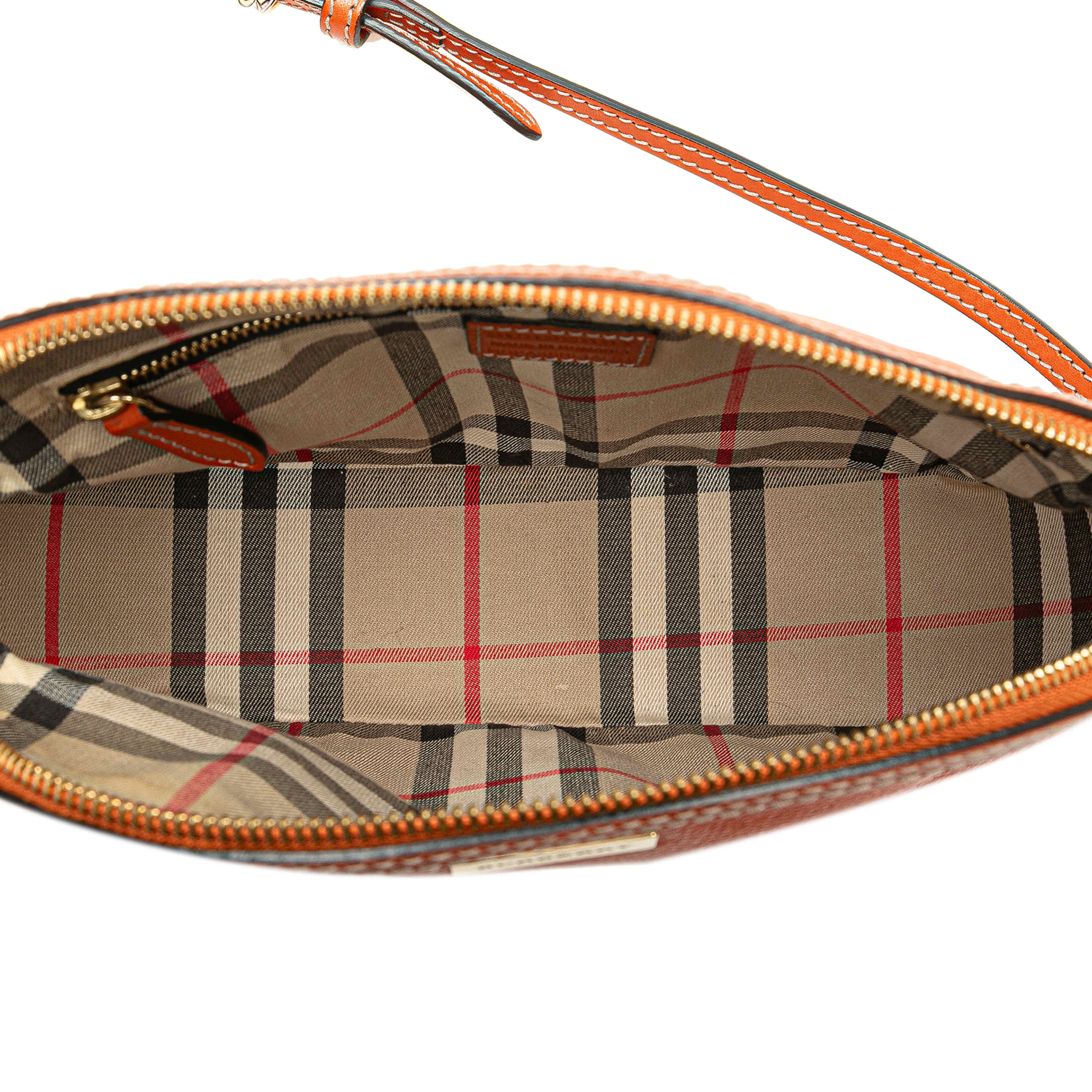 Burberry Grained Calfskin Crossbody, från Luxclusif, i färgen orange. Klicka för att öppna bilden i stort format