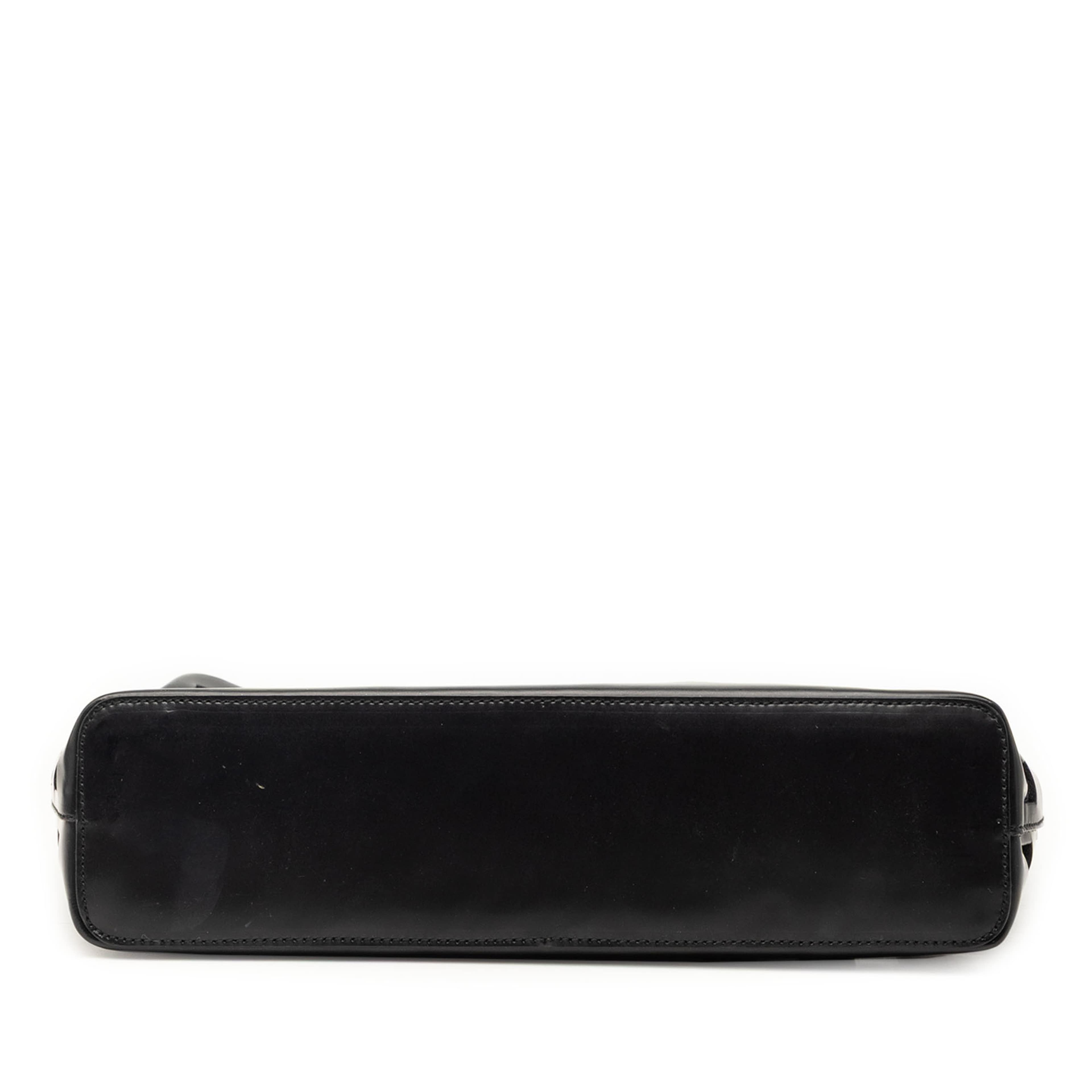 Prada Perforated Leather Shoulder Bag, från Luxclusif, i färgen svart. Klicka för att öppna bilden i stort format