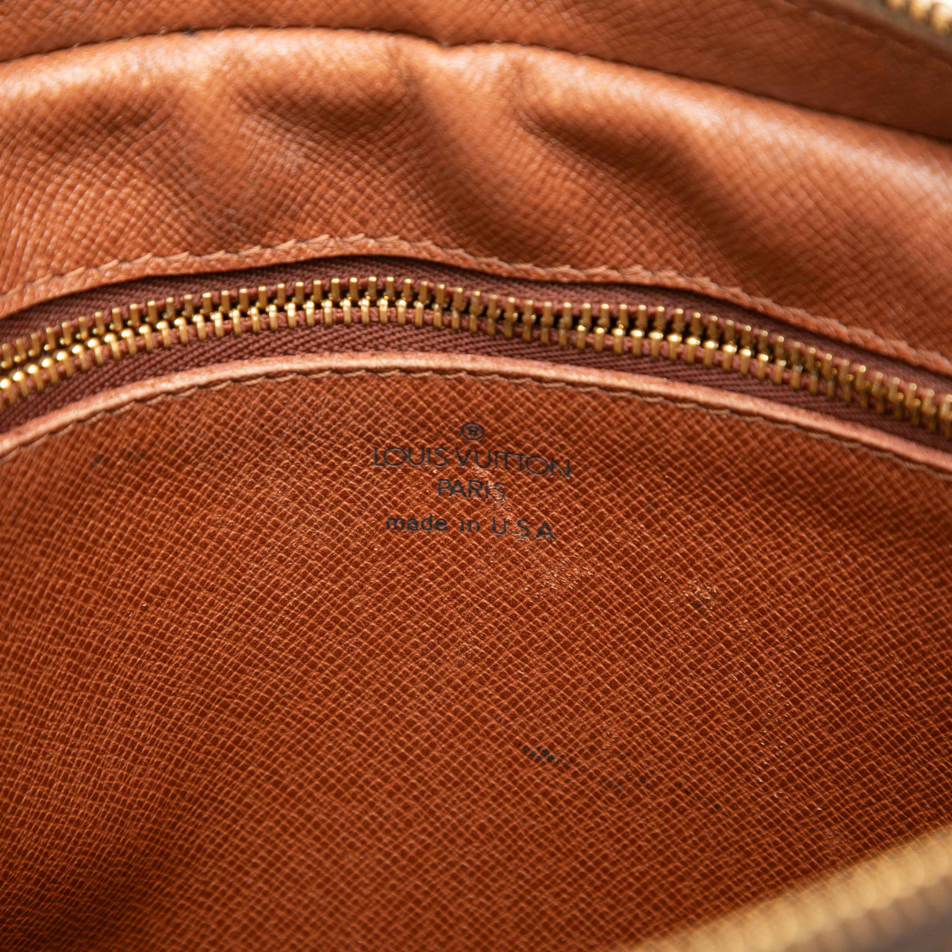 Louis Vuitton Monogram Jeune Fille Mm, från Luxclusif, i färgen brun. Klicka för att öppna bilden i stort format