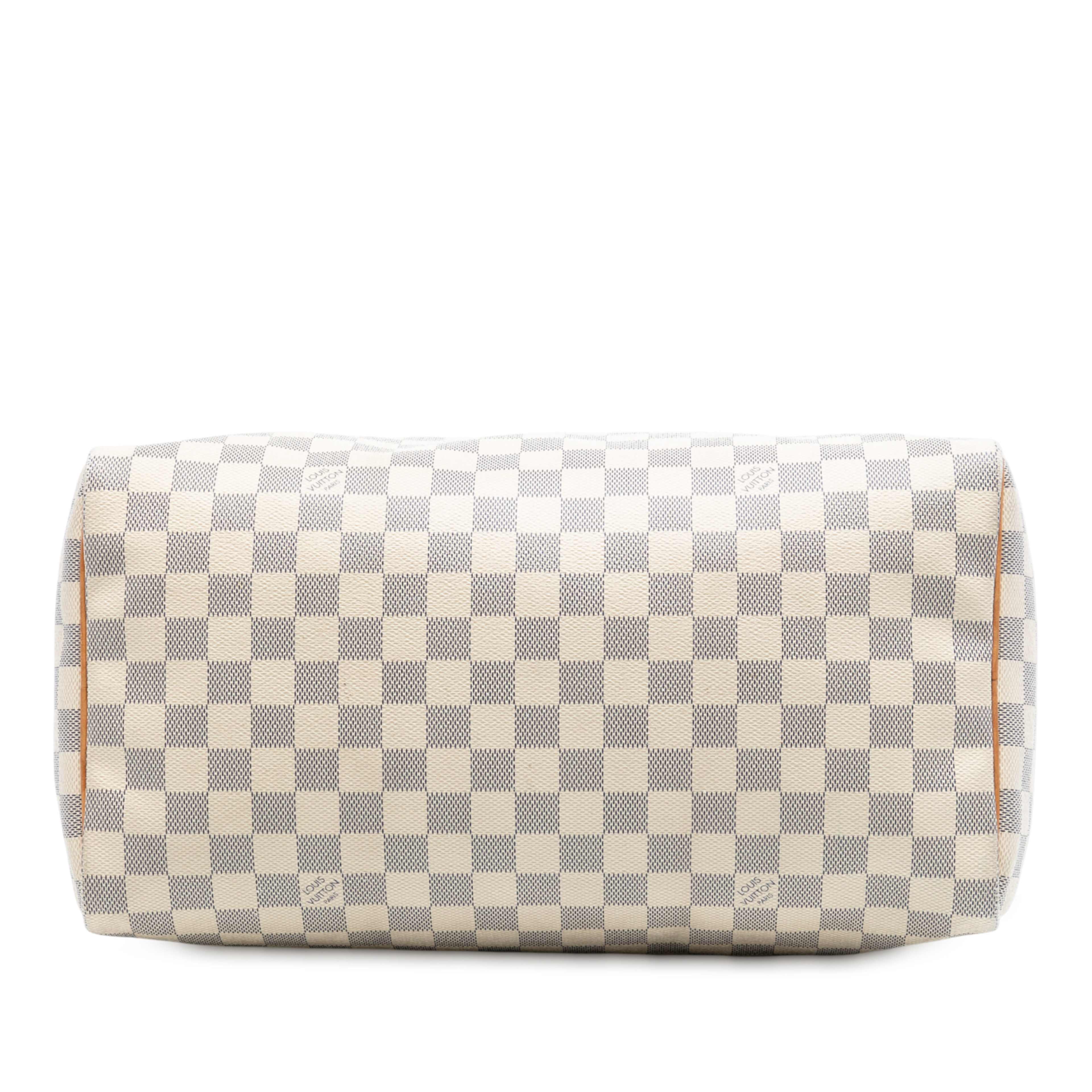 Louis Vuitton Damier Azur Speedy 35, från Luxclusif, i färgen white. Klicka för att öppna bilden i stort format