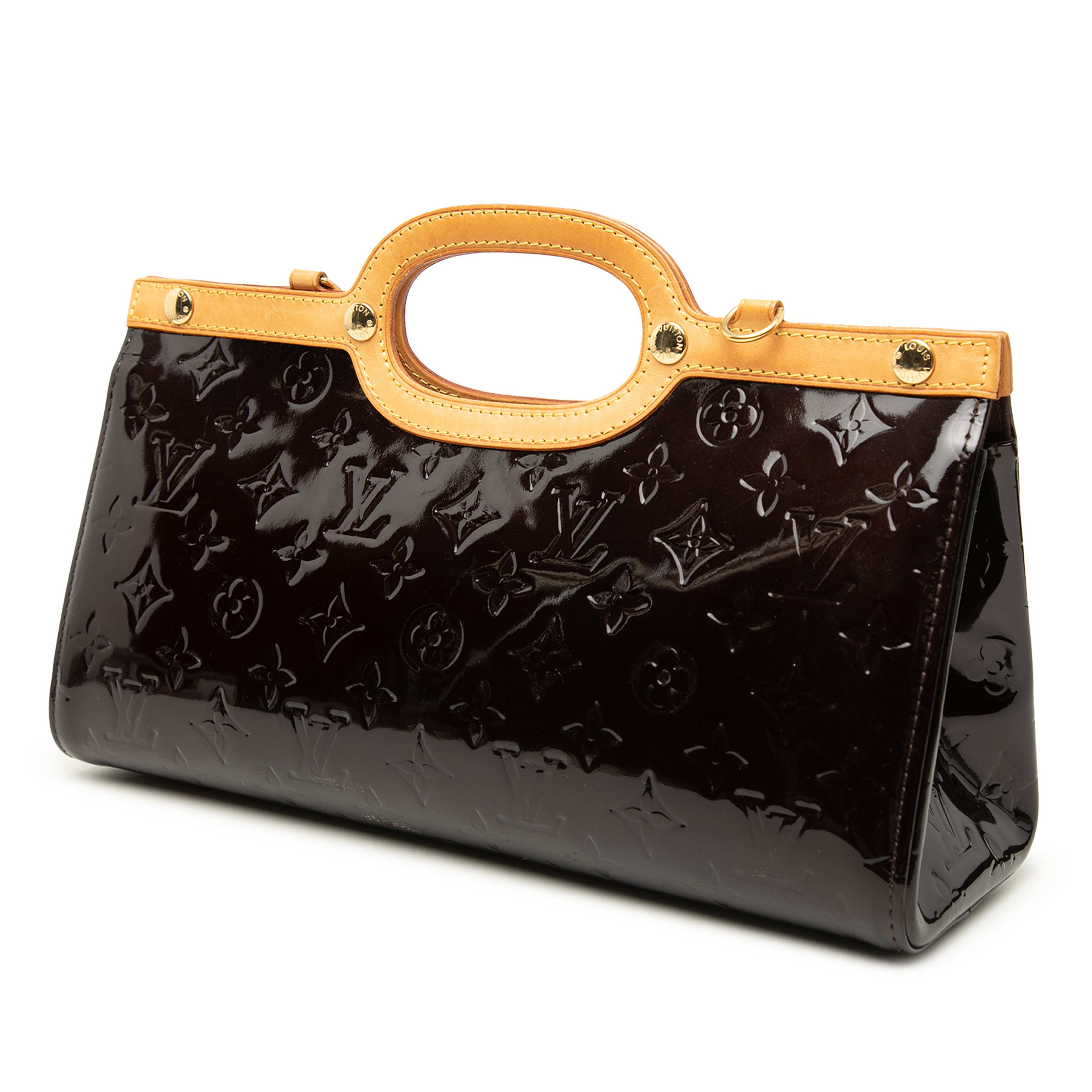Louis Vuitton Monogram Vernis Roxbury Drive, från Luxclusif, i färgen purpur. Klicka för att öppna bilden i stort format