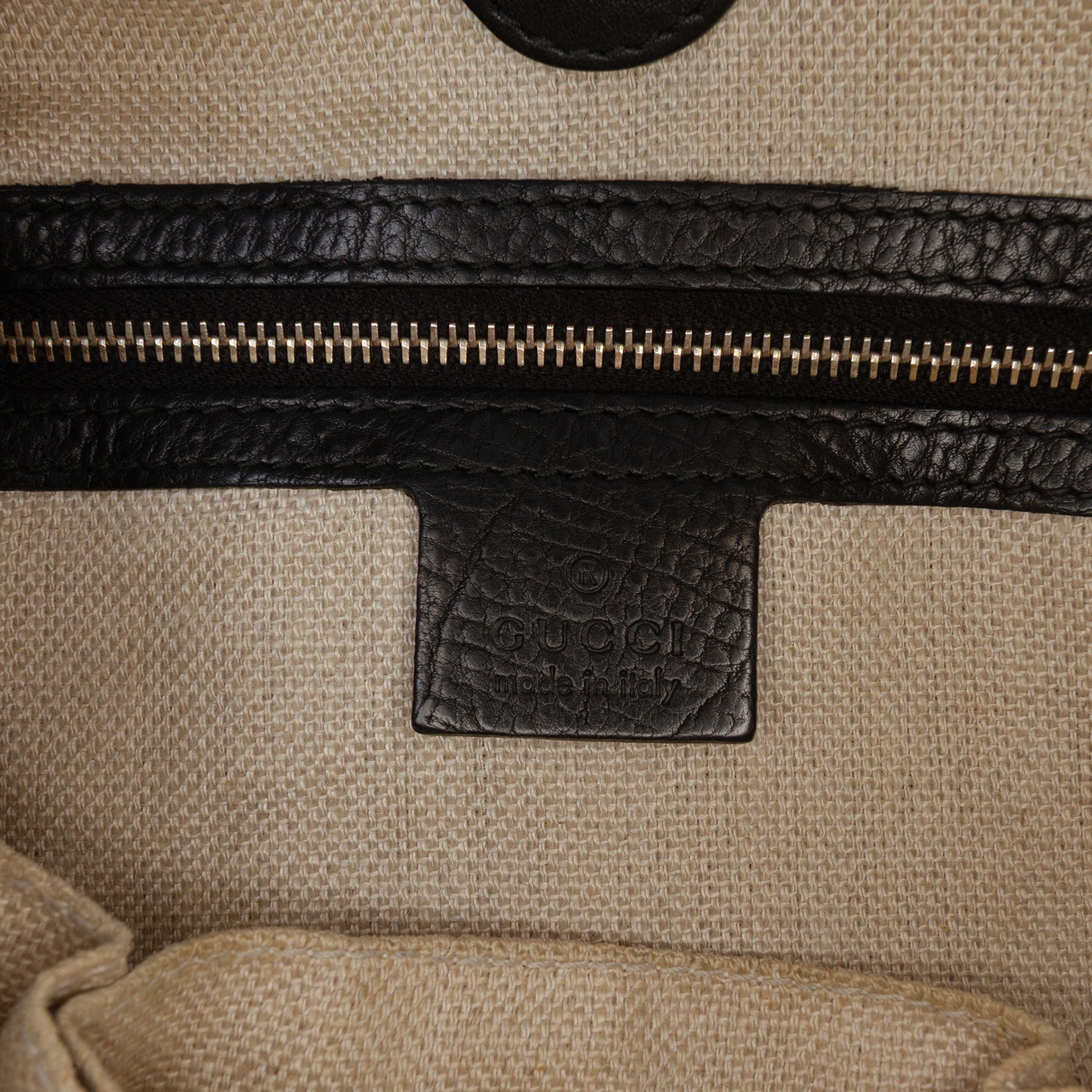 Gucci Leather Marrakech Shoulder Bag, från Luxclusif, i färgen black. Klicka för att öppna bilden i stort format