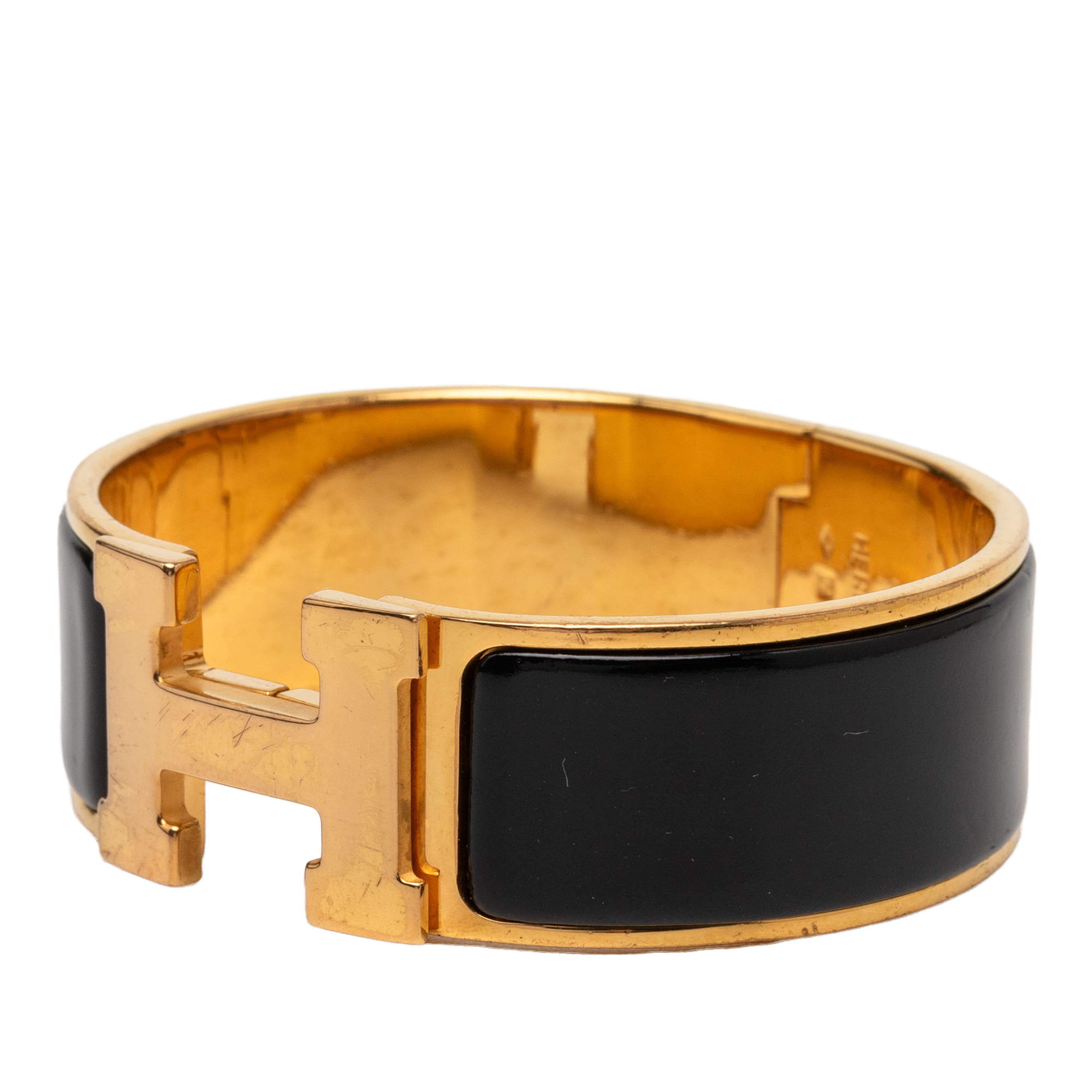 Hermès Wide Enamel Clic Clac H Bracelet Gm, från Luxclusif, i färgen svart. Klicka för att öppna bilden i stort format