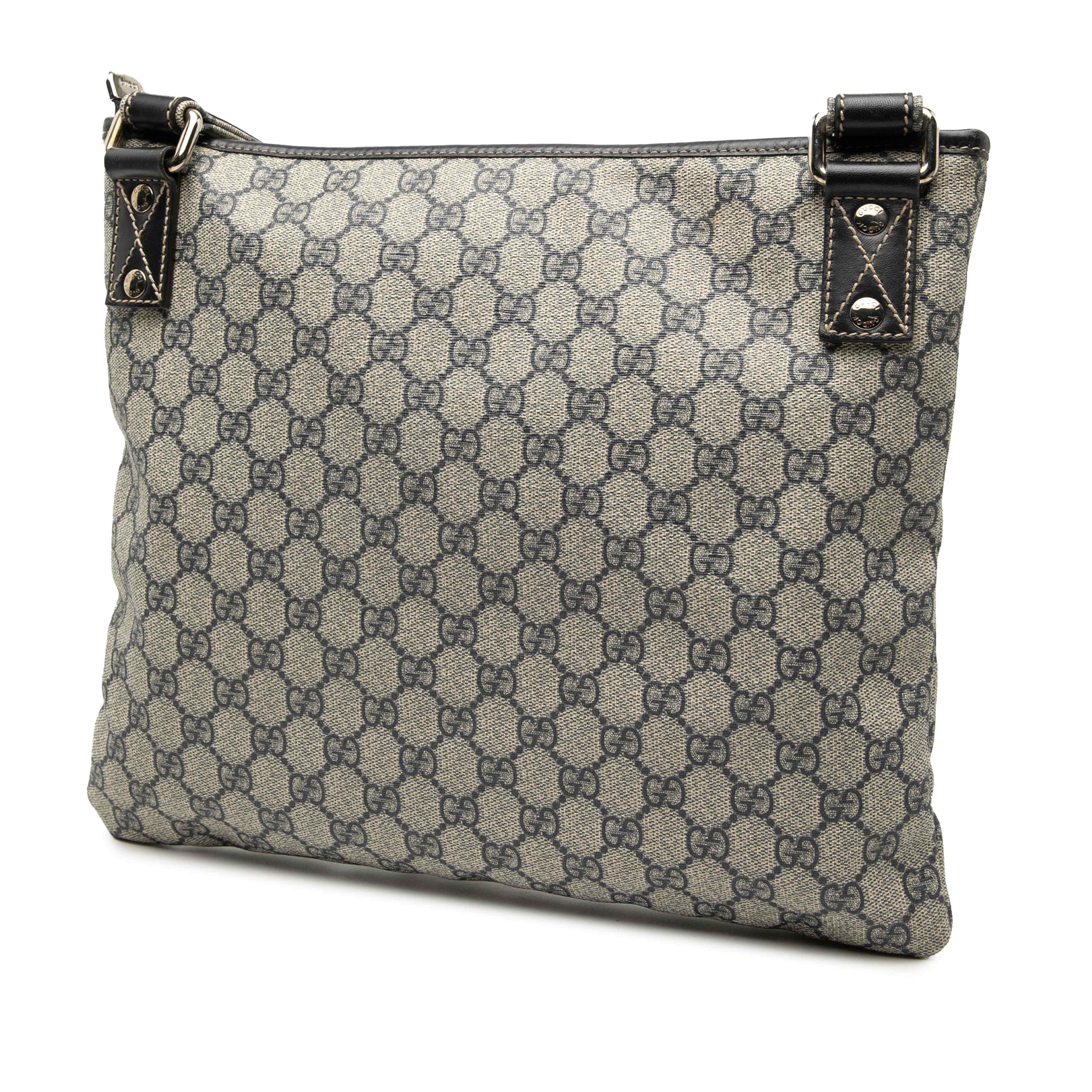 Gucci Gg Supreme Web Crossbody, från Luxclusif, i färgen beige. Klicka för att öppna bilden i stort format