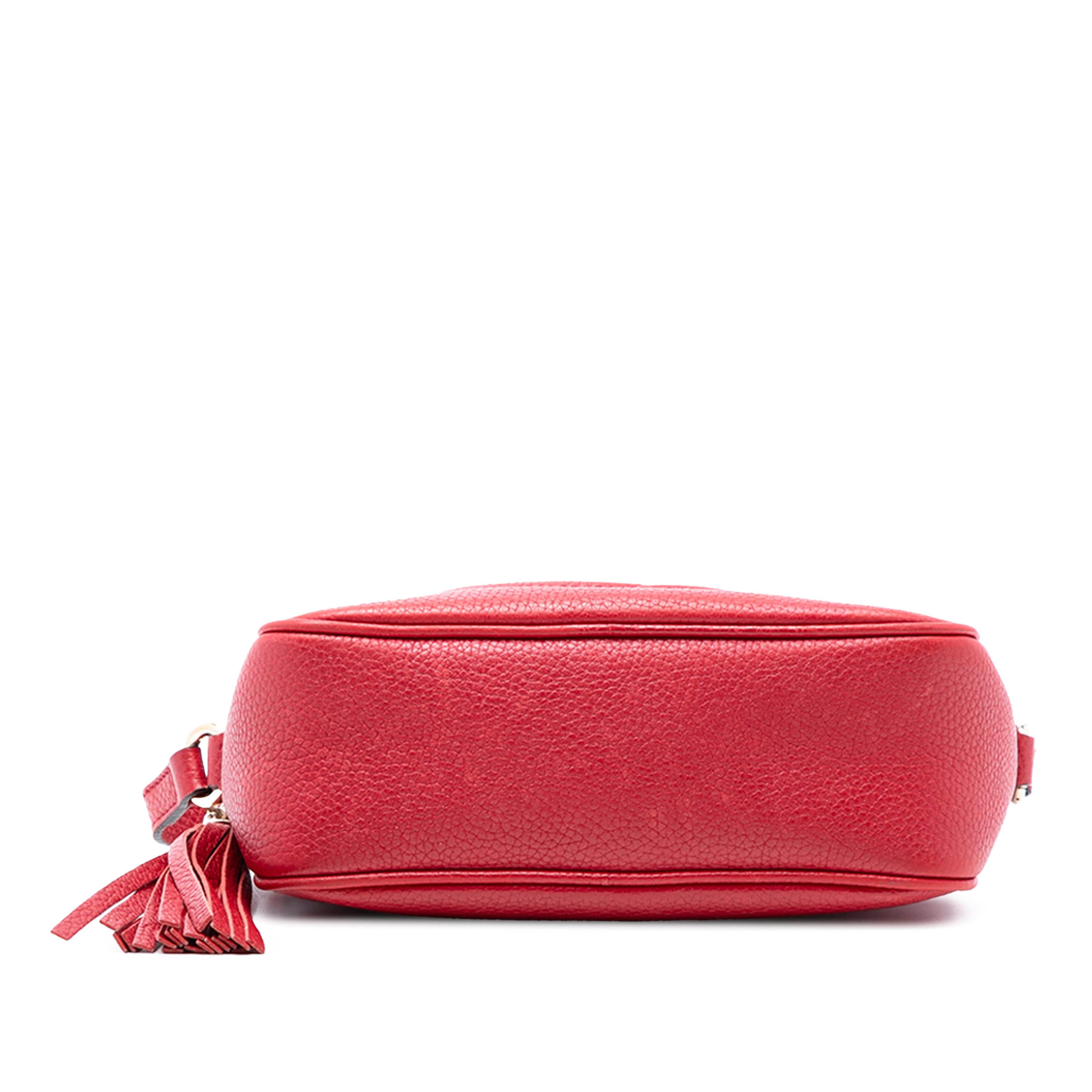 Gucci Leather Soho Disco Crossbody, från Luxclusif, i färgen röd. Klicka för att öppna bilden i stort format
