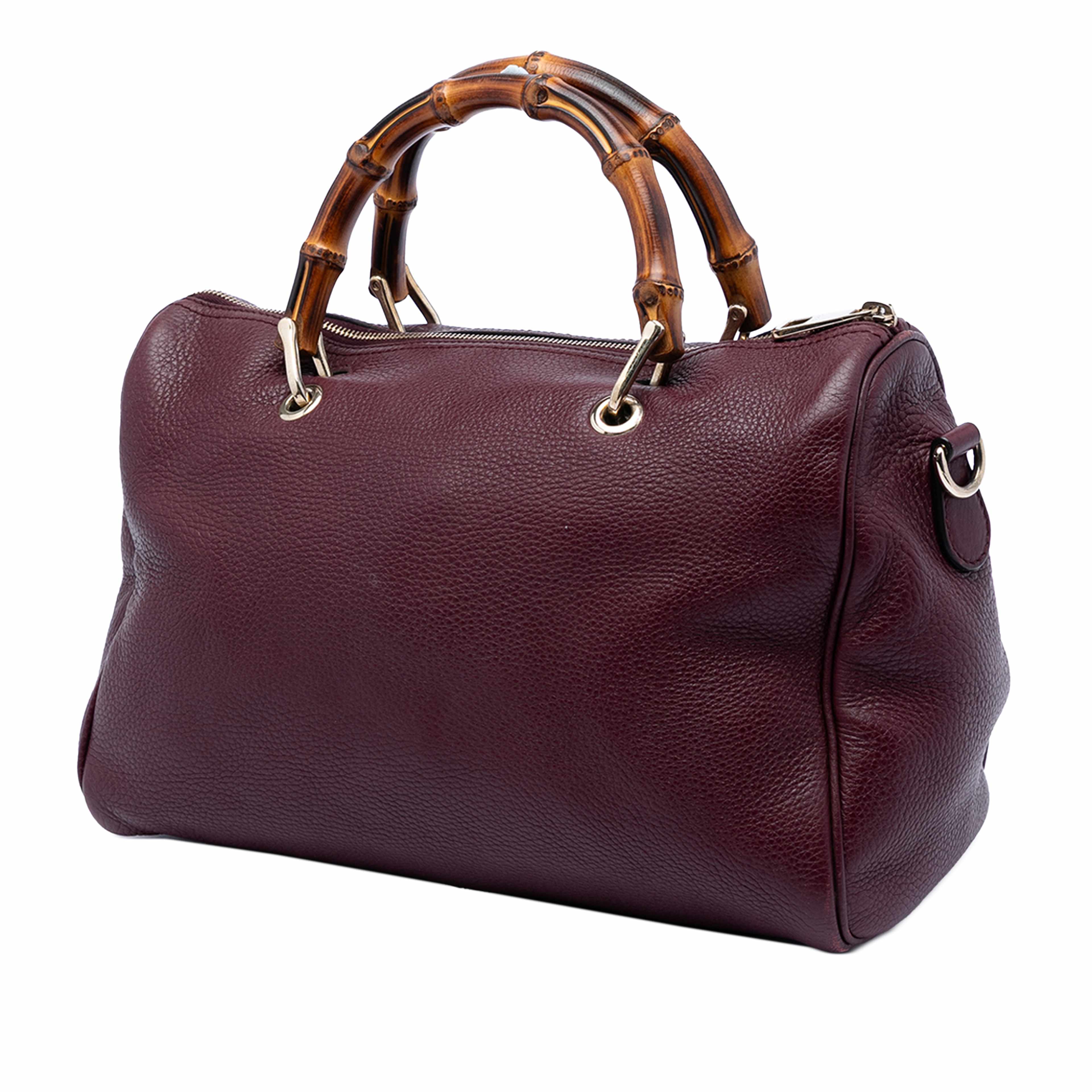 Gucci Medium Calfskin Bamboo Shopper Boston Bag, från Luxclusif, i färgen burgundy. Klicka för att öppna bilden i stort format