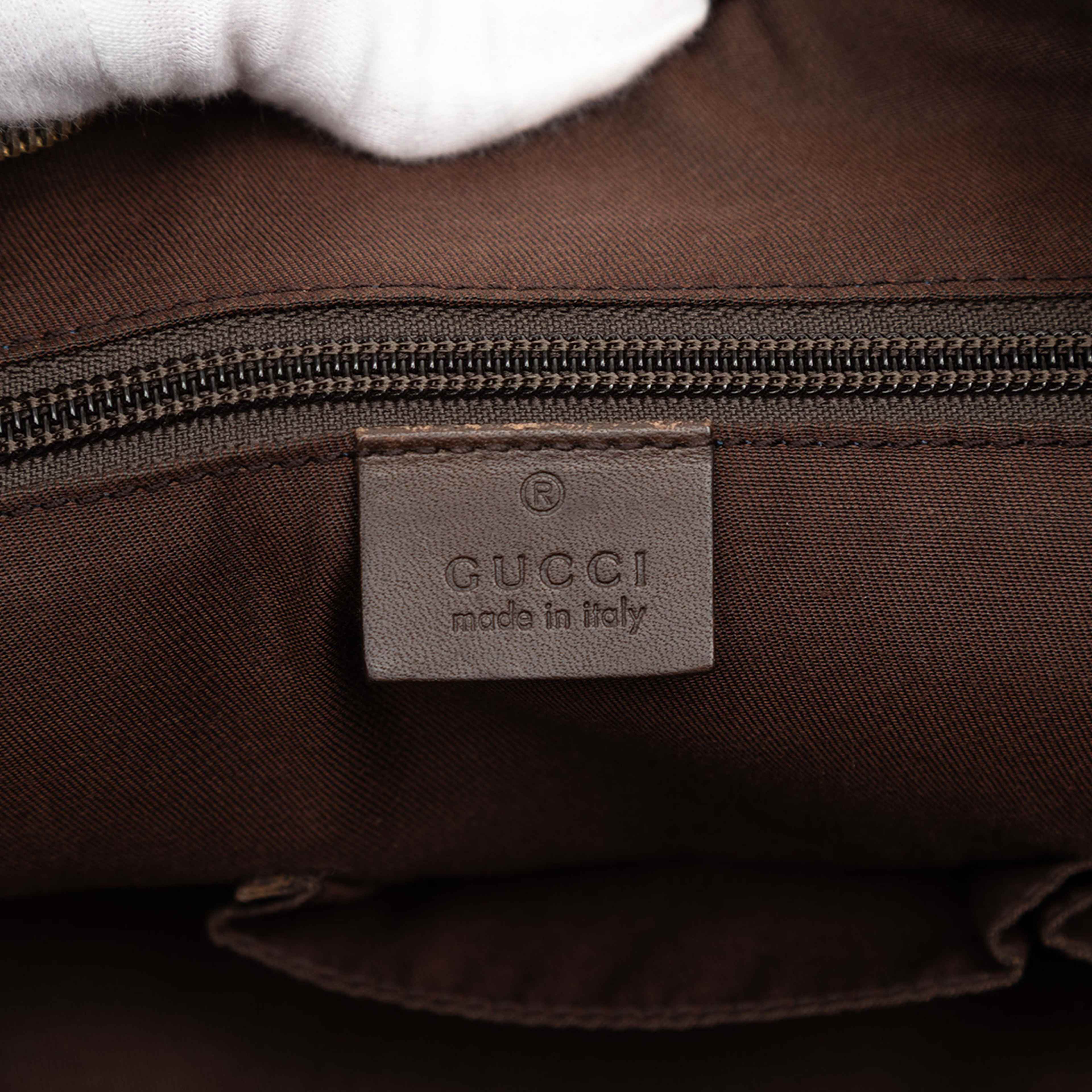 Gucci Gg Canvas Web Briefcase, från Luxclusif, i färgen beige. Klicka för att öppna bilden i stort format
