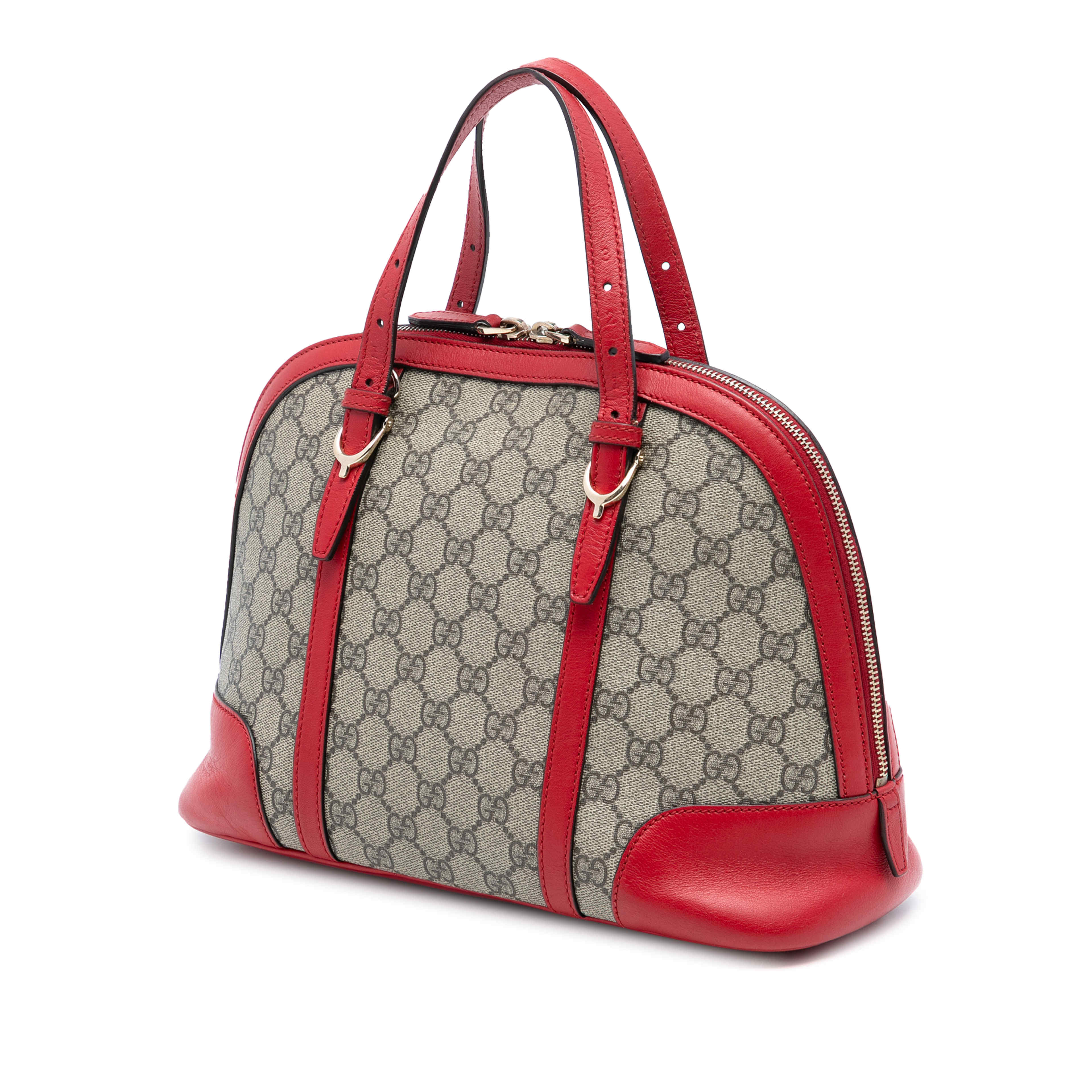 Gucci Small Gg Supreme Nice Dome Satchel, från Luxclusif, i färgen beige. Klicka för att öppna bilden i stort format