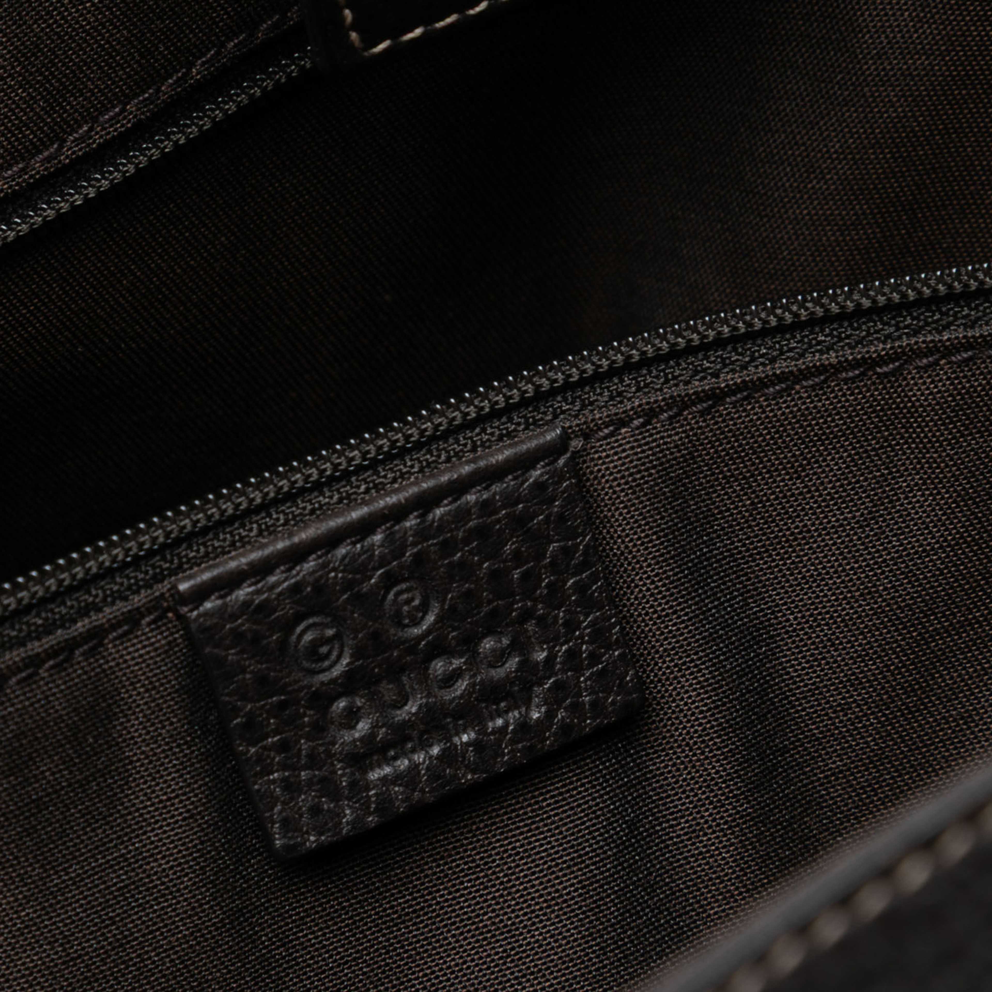 Gucci Gg Crystal Abbey D Ring Convertible Tote, från Luxclusif, i färgen beige. Klicka för att öppna bilden i stort format