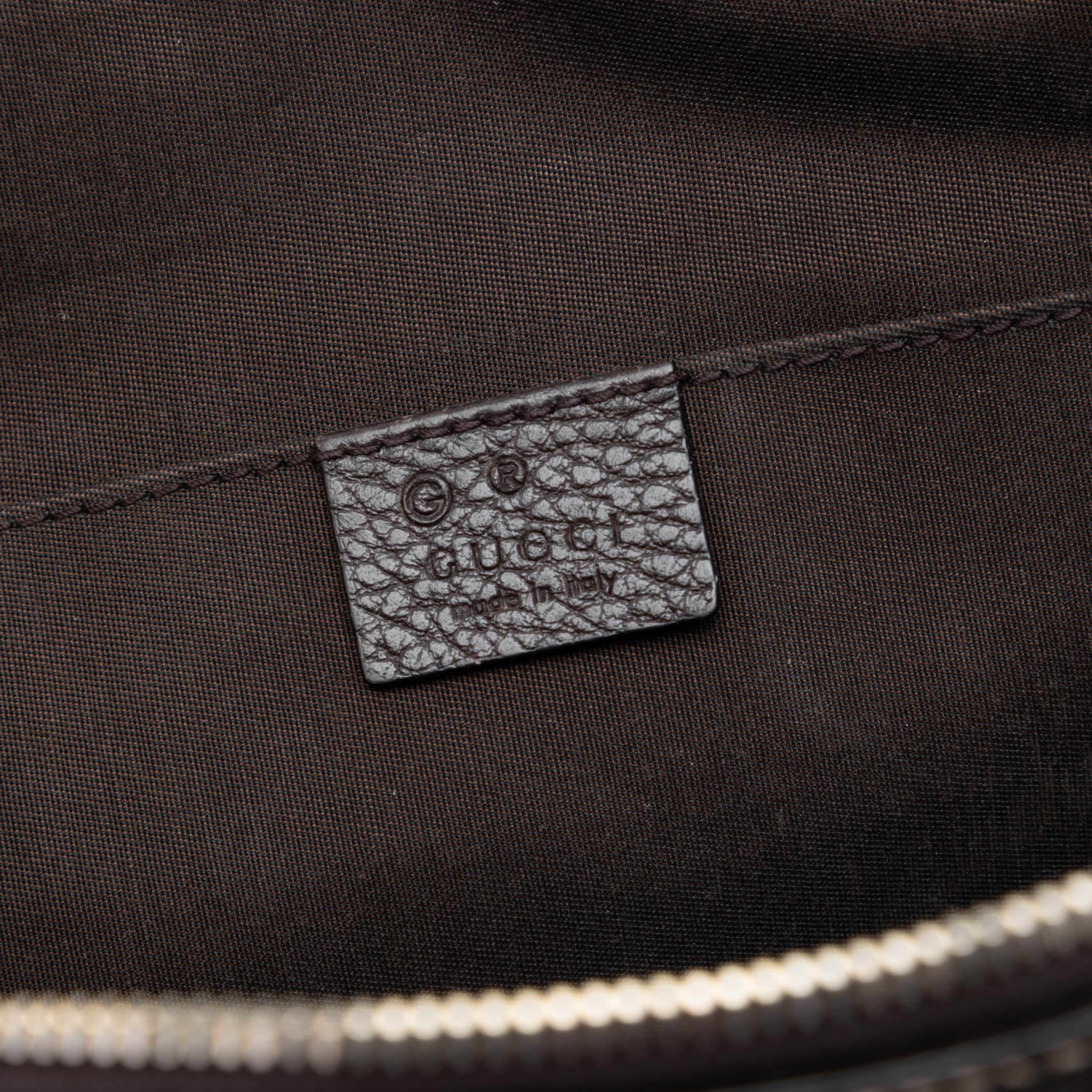 Gucci Mini Gg Crystal Dome Satchel, från Luxclusif, i färgen beige. Klicka för att öppna bilden i stort format