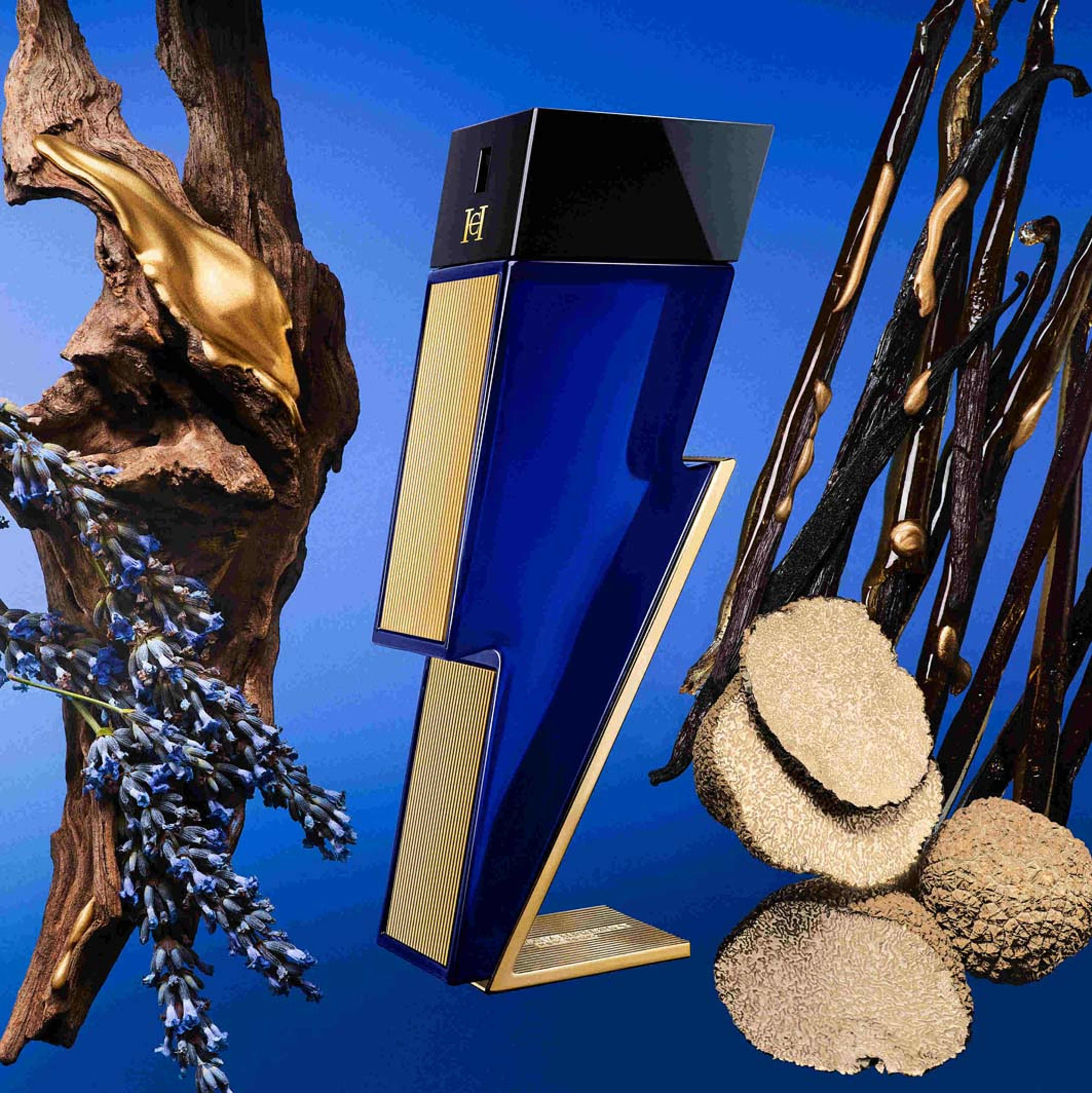 Bad Boy Cobalt Absolu Eau de parfum, från Carolina Herrera. Klicka för att öppna bilden i stort format