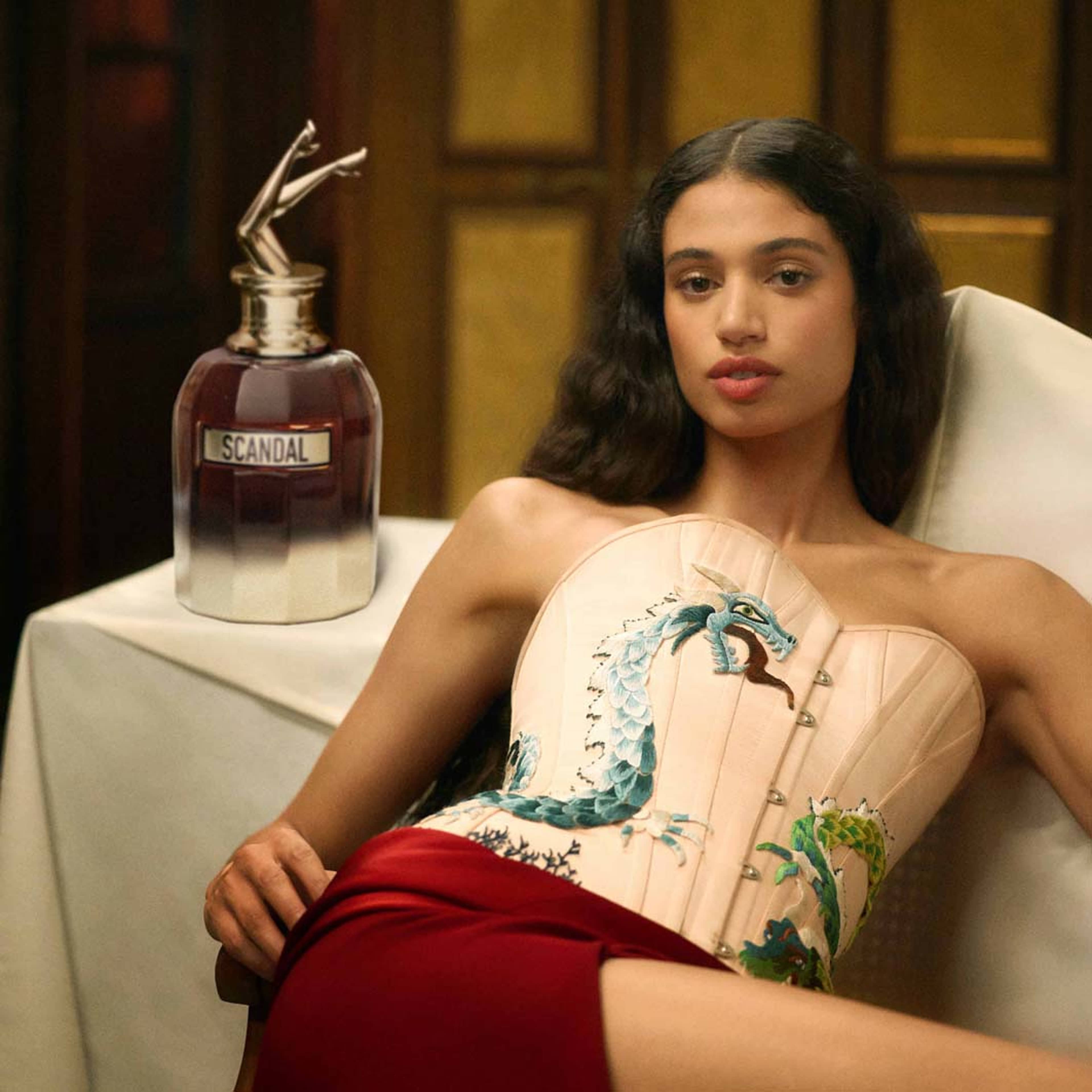 Scandal Elixir Her Eau De Parfum, från Jean Paul Gaultier. Klicka för att öppna bilden i stort format